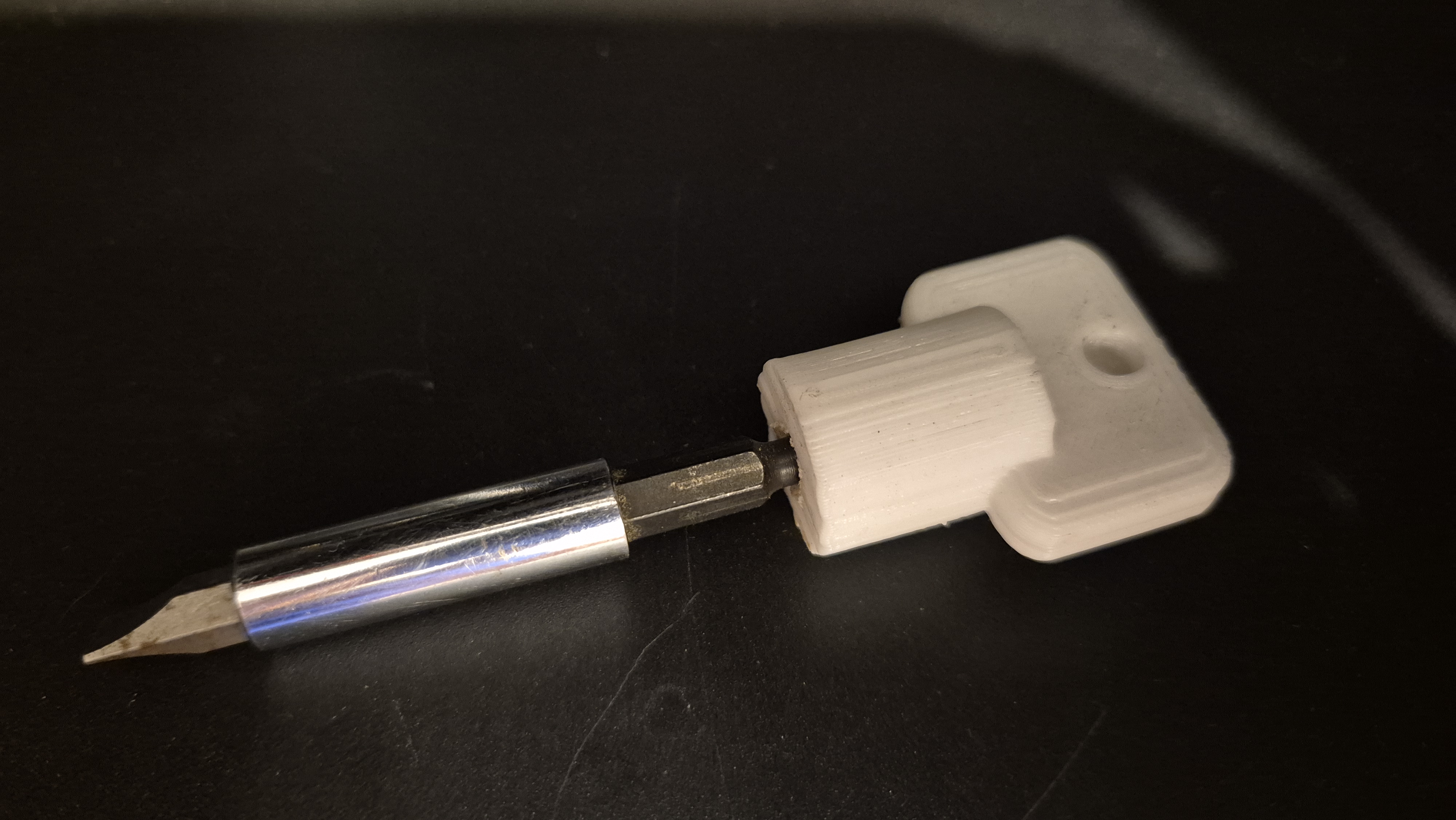 Universal Hex Bit Handle – 3D Printed Tool Grip