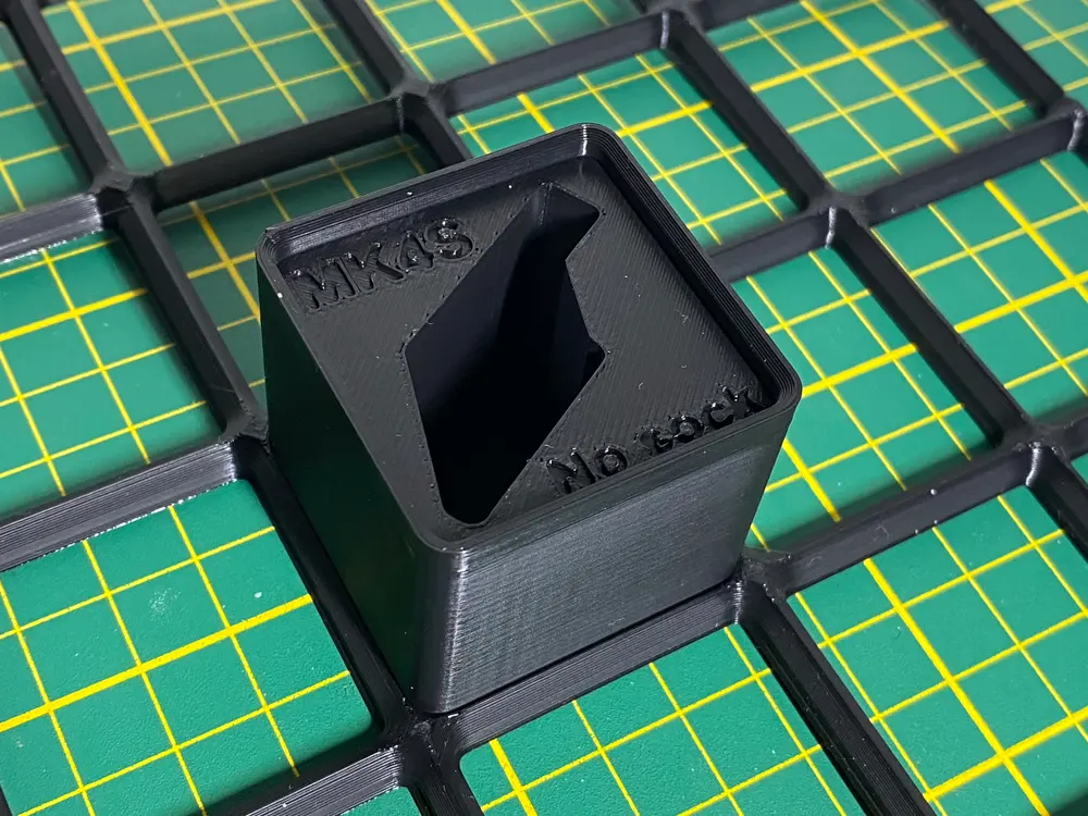 Gridfinity bin for MK4S nozzle replacement tool (silicone sock/no silicone sock) - photo 3