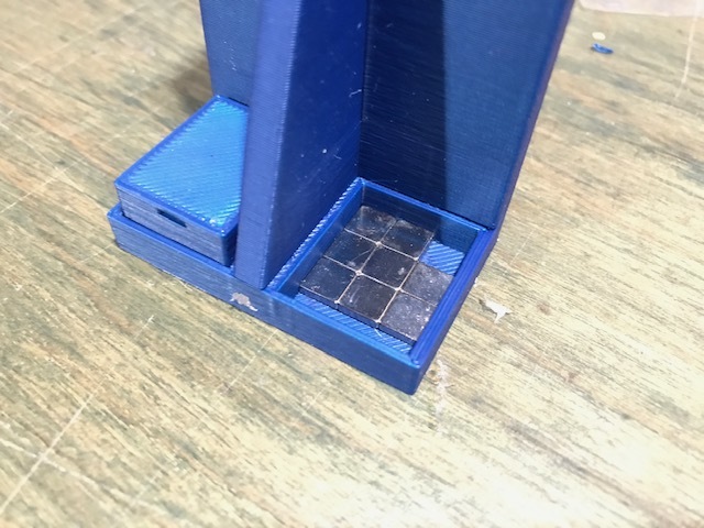 Magnetic bed clamp for tall prints - photo 3