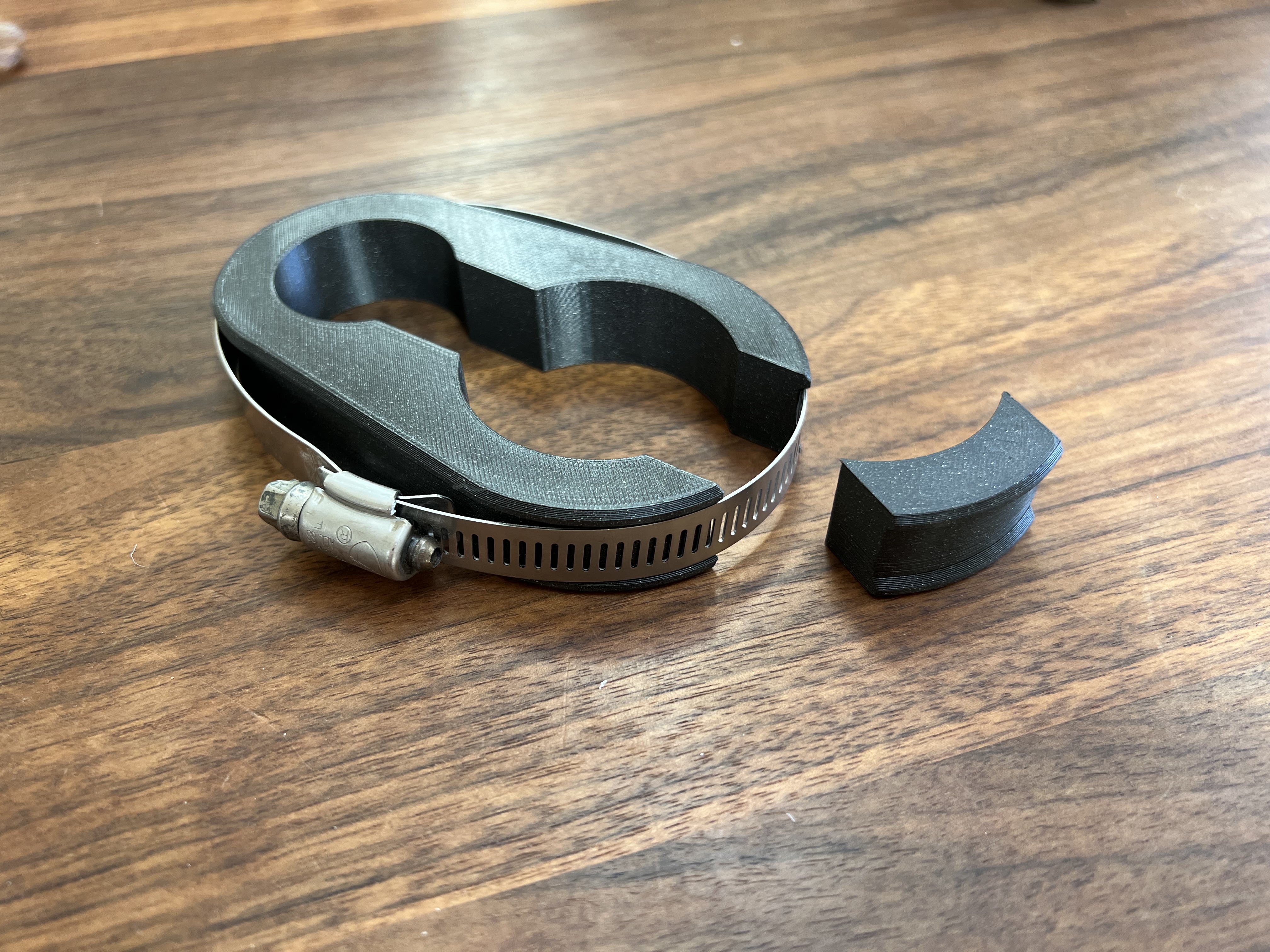 Parallel Pipe Bracket/Clamp, Asymmetrical