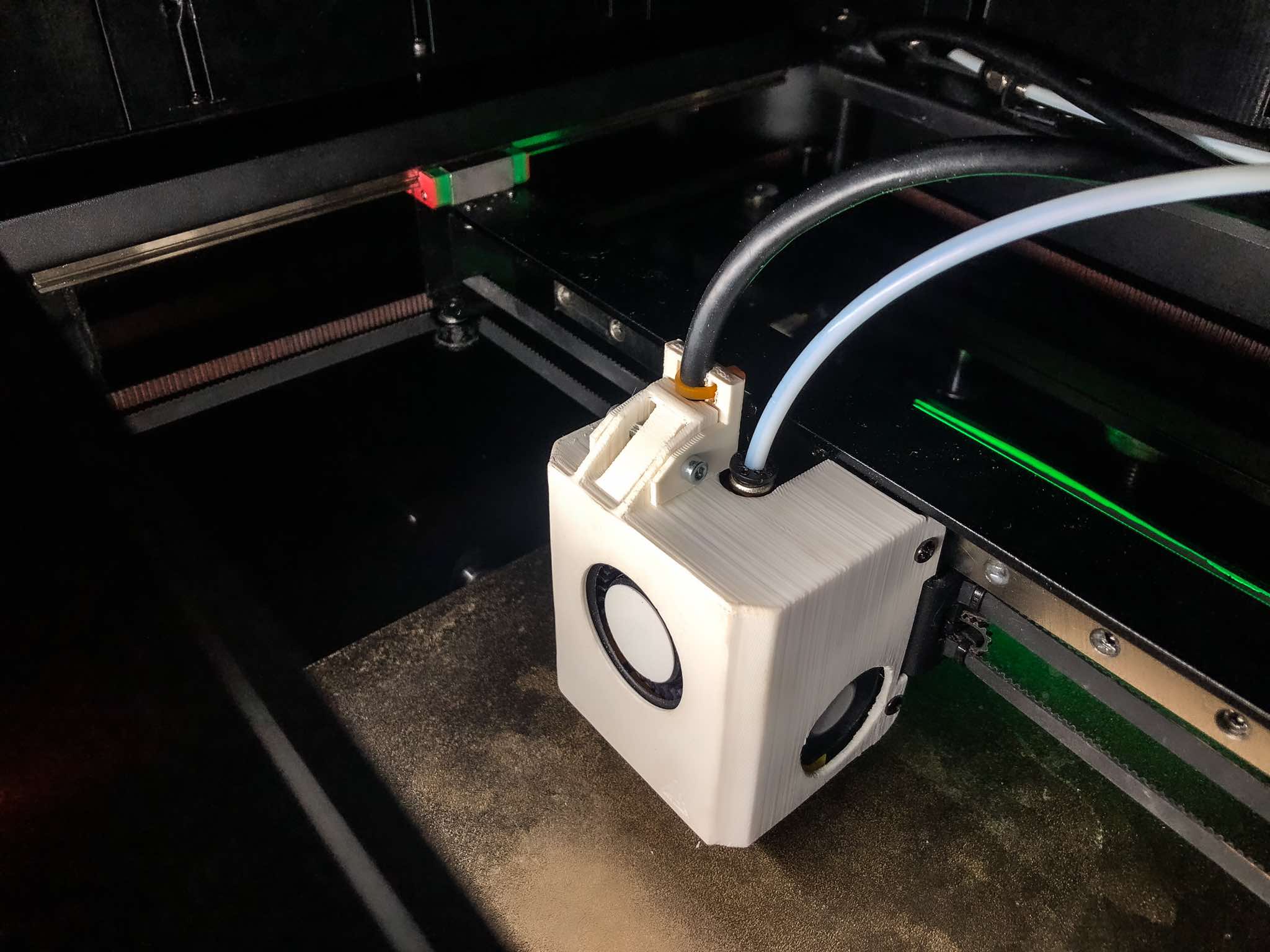 KLP1 EXTRUDER COVER WITH THR CABLE CLAMP - photo 2