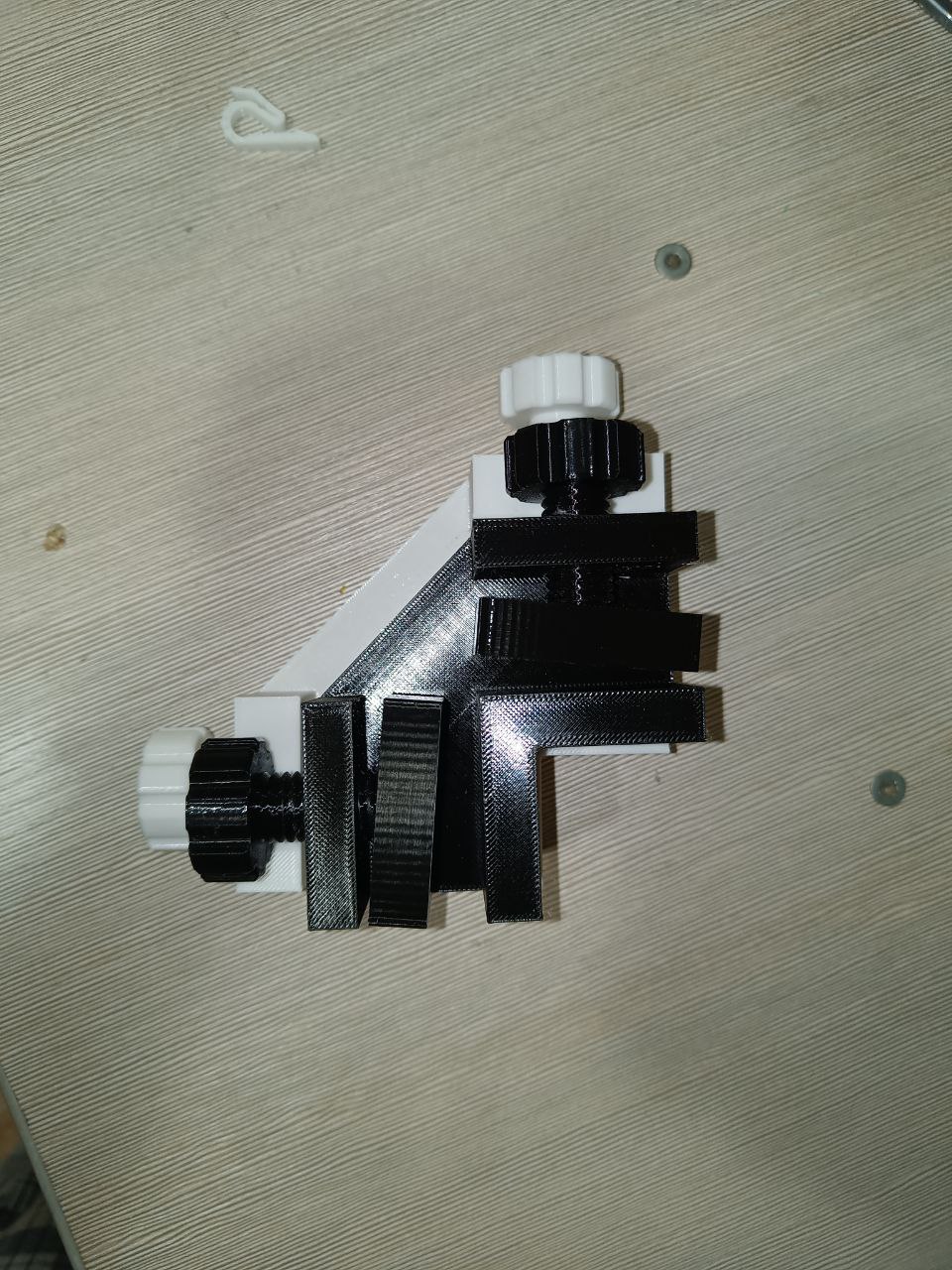 Corner clamp/vice - photo 3