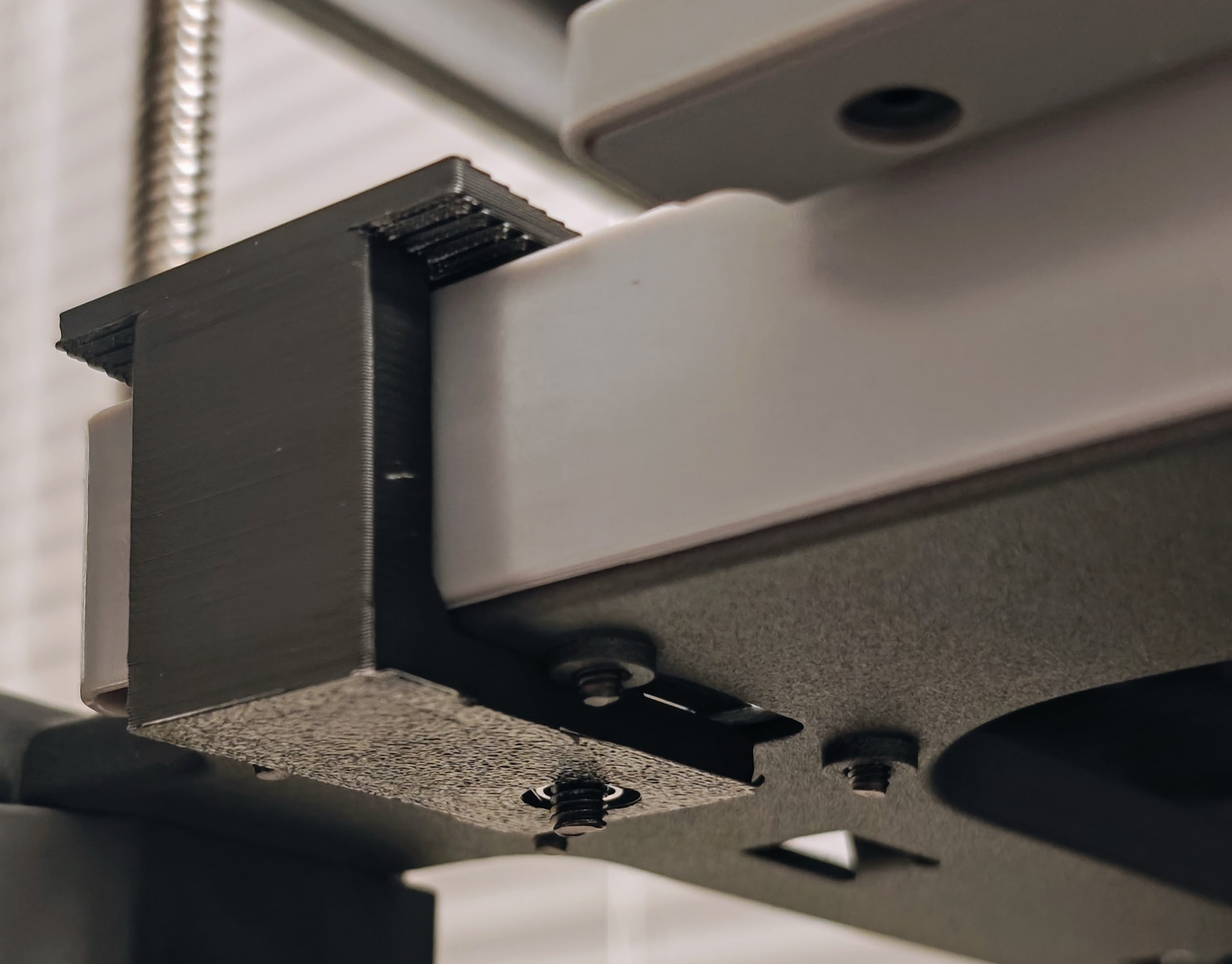 Flashforge Adventurer 5M Front Plate/Bed Clip - photo 4