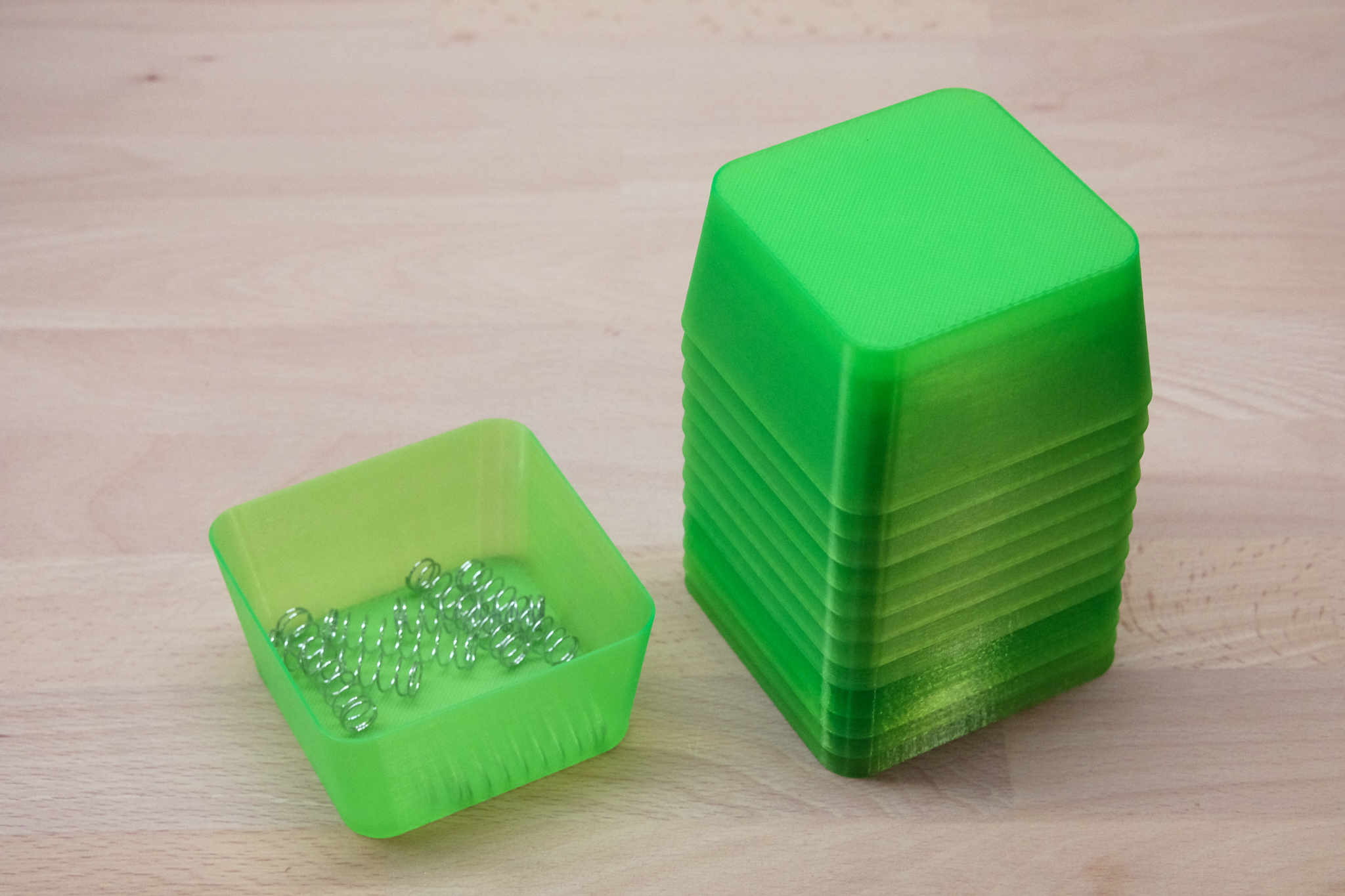 Stackable tray for small parts - photo 2