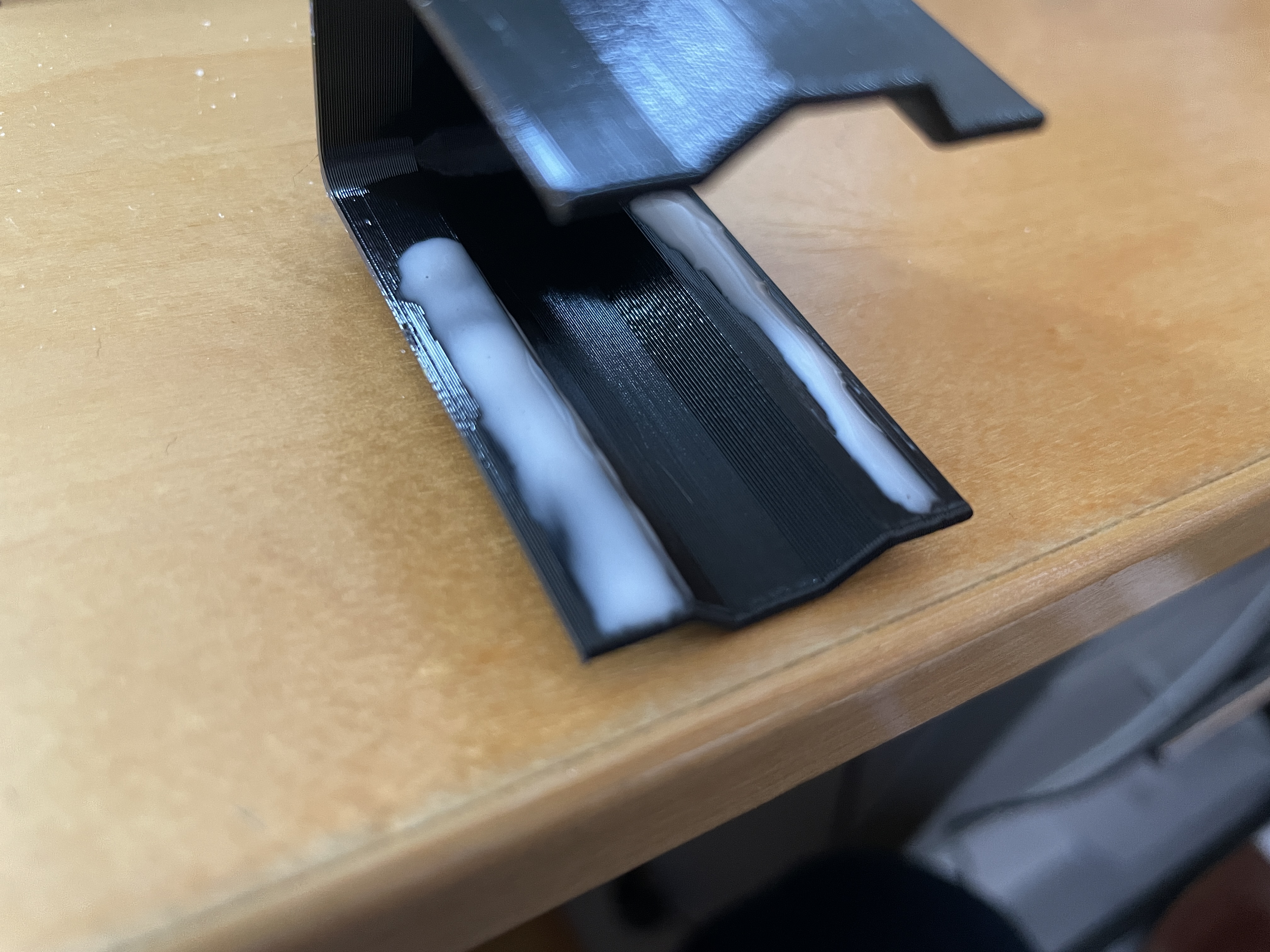 Desk Cable Clamp - photo 3