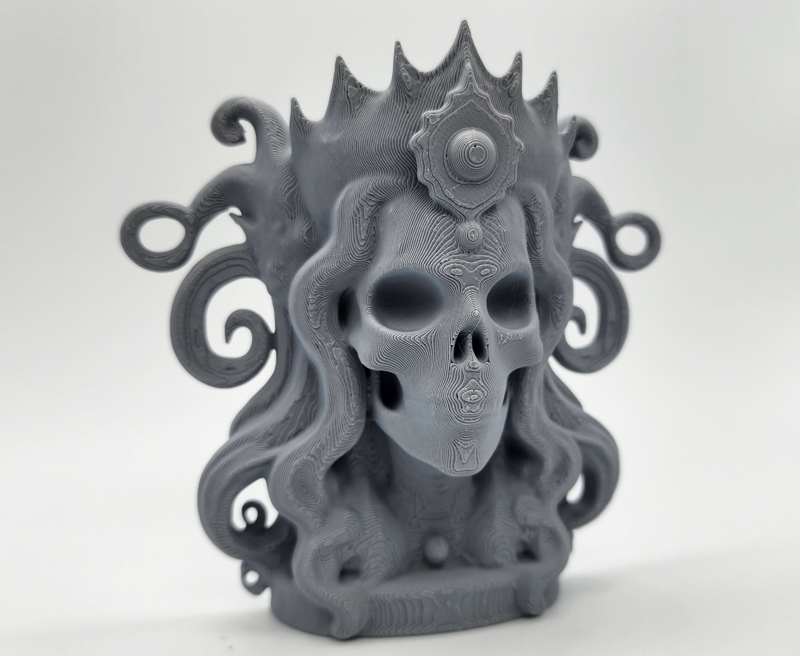 Queen of Death Miniature - photo 4