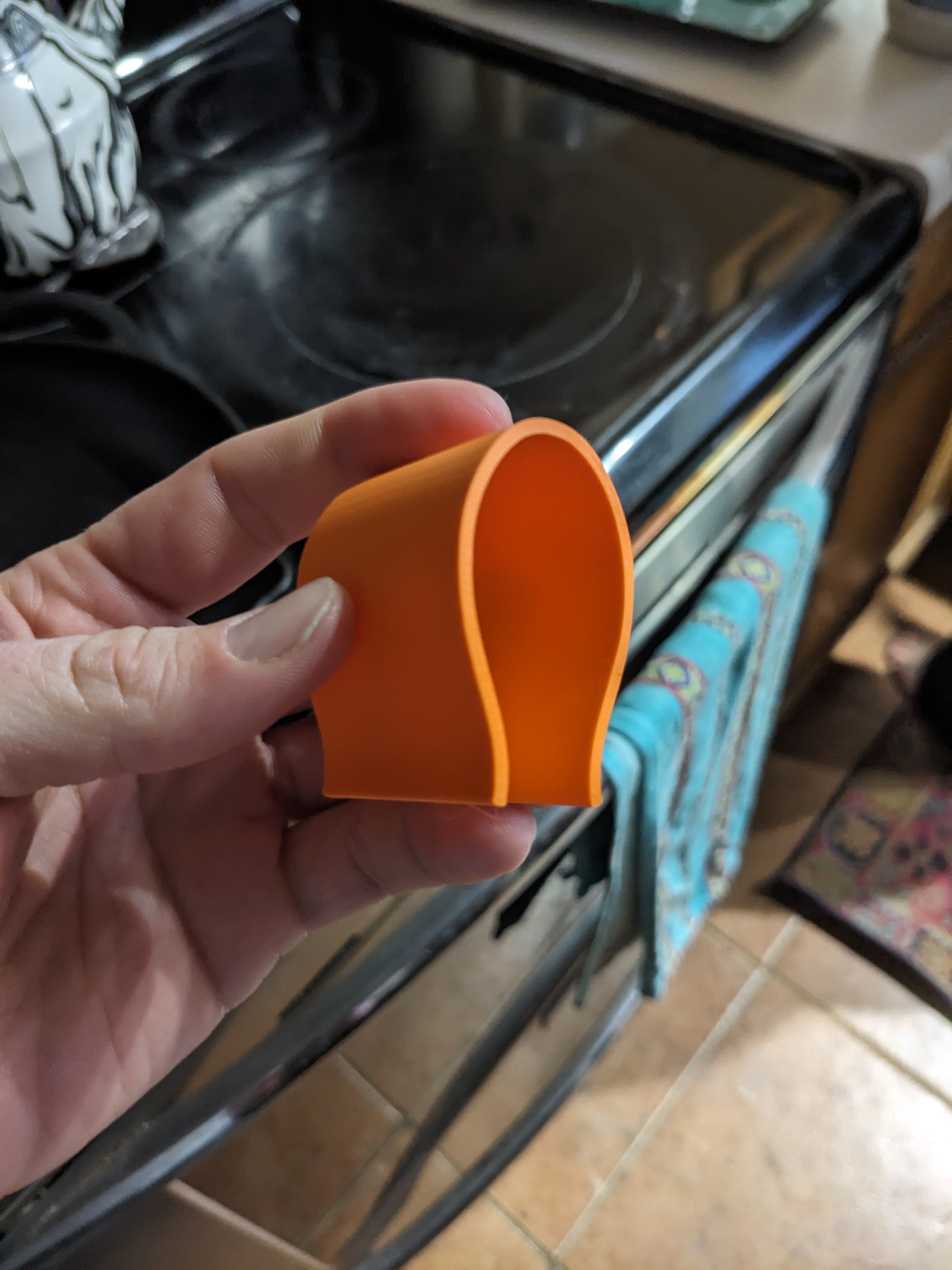 kitchen towel holder clip for oven handle - photo 3