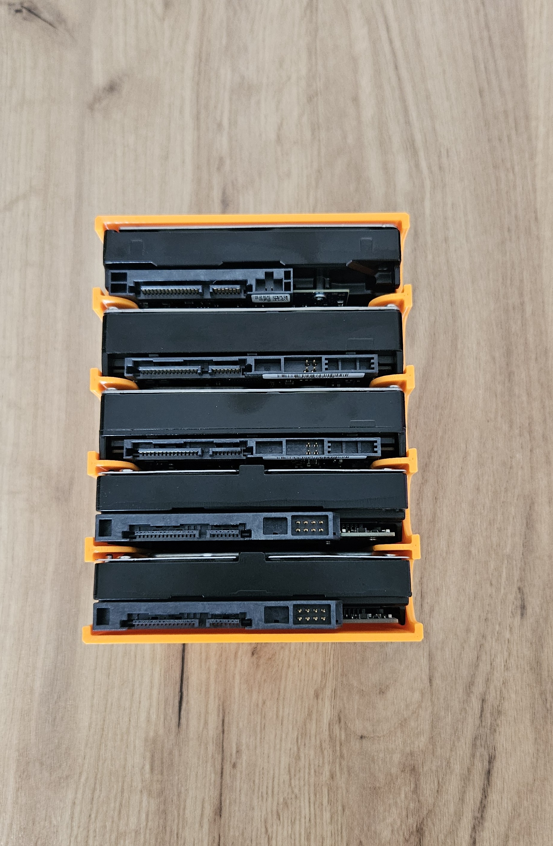 HDD Storage box 5x3.5 Inch - photo 2