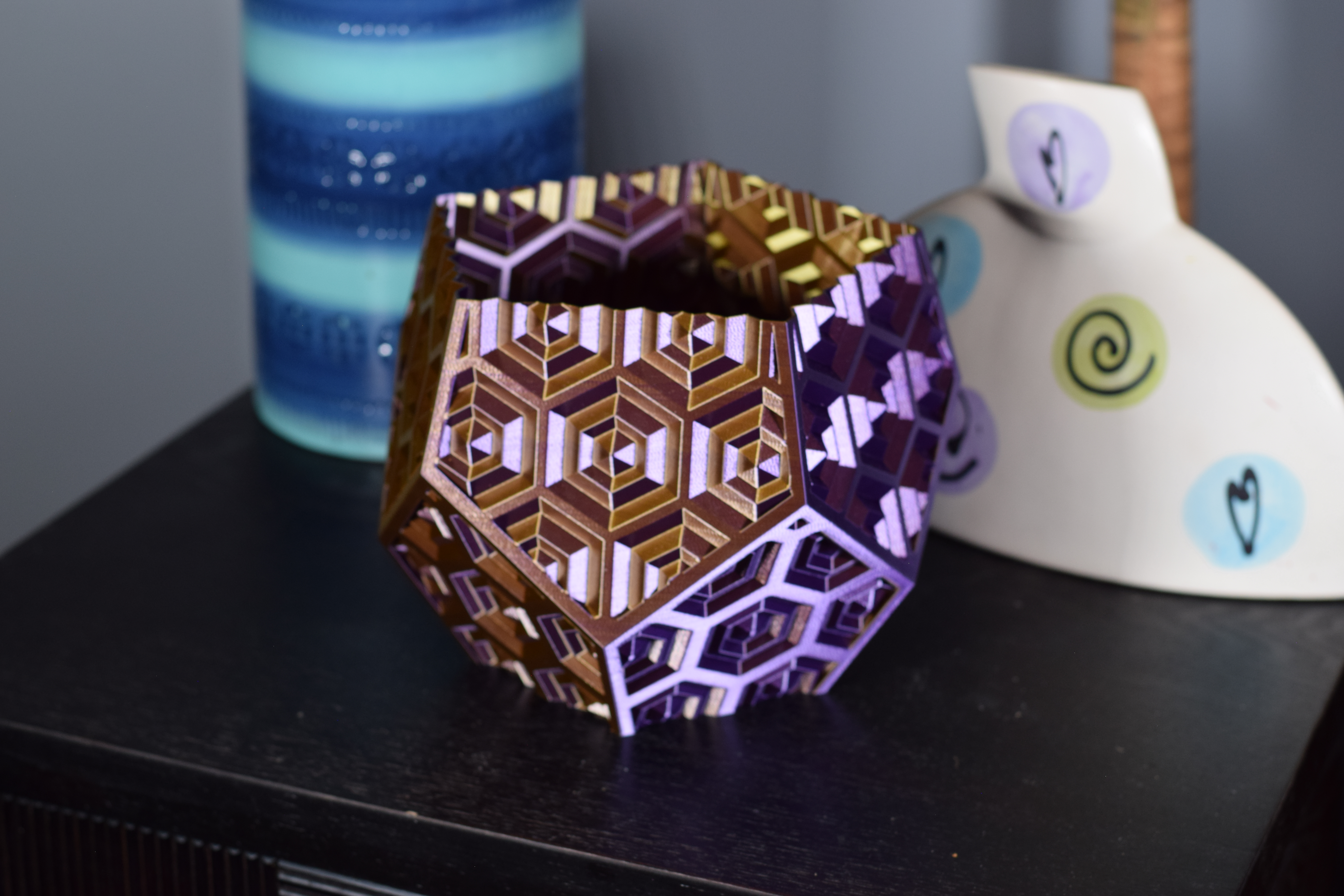 Dodecananas Vase