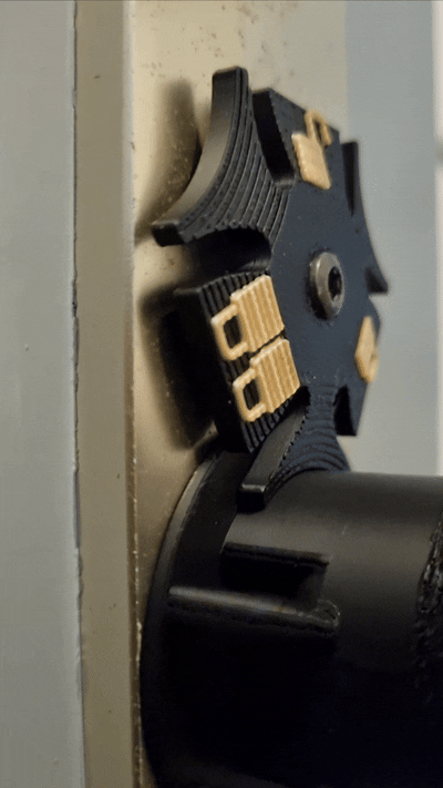 door lock indicator - photo 2