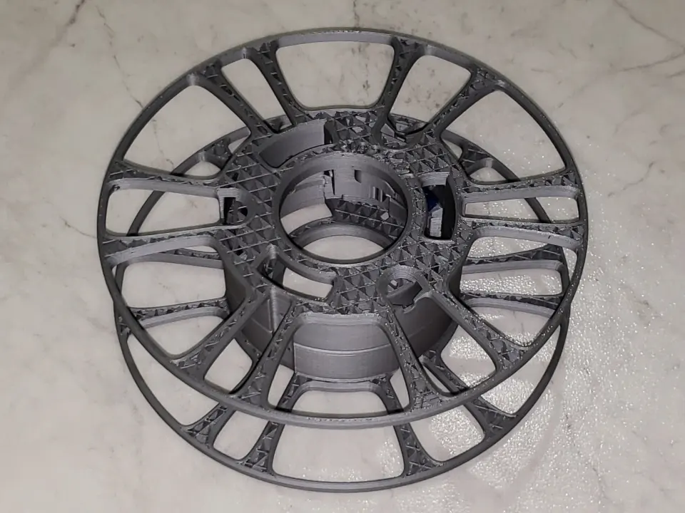 LockSpool V3: Parametric, reusable (1 part printed twice) - photo 2