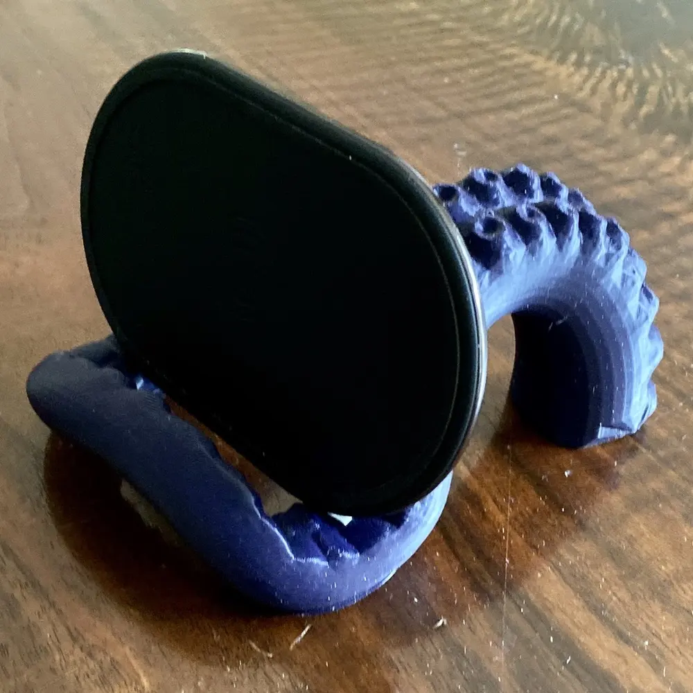 Qi Wireless Octopus Tentacle Phone Stand with Pockets for Magnets - photo 2