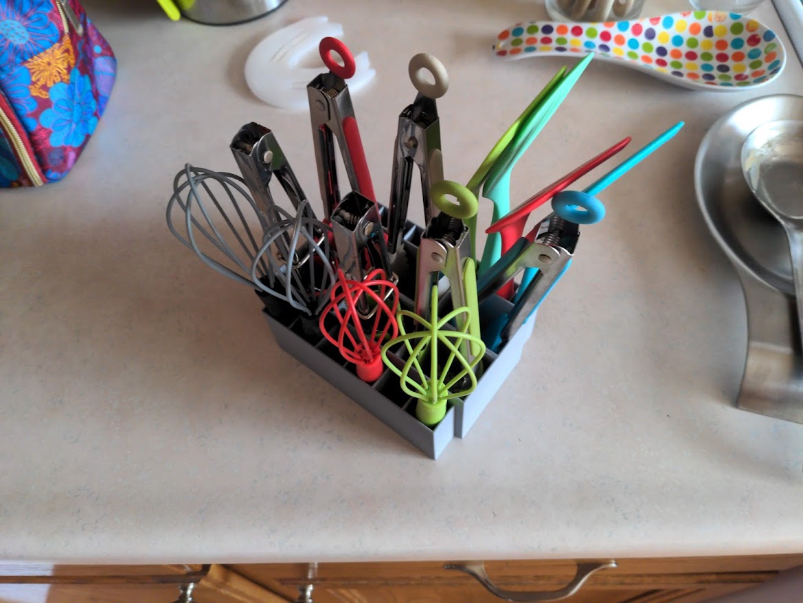 Small Kitchen Spatula, Whisk, Tong holder - photo 2