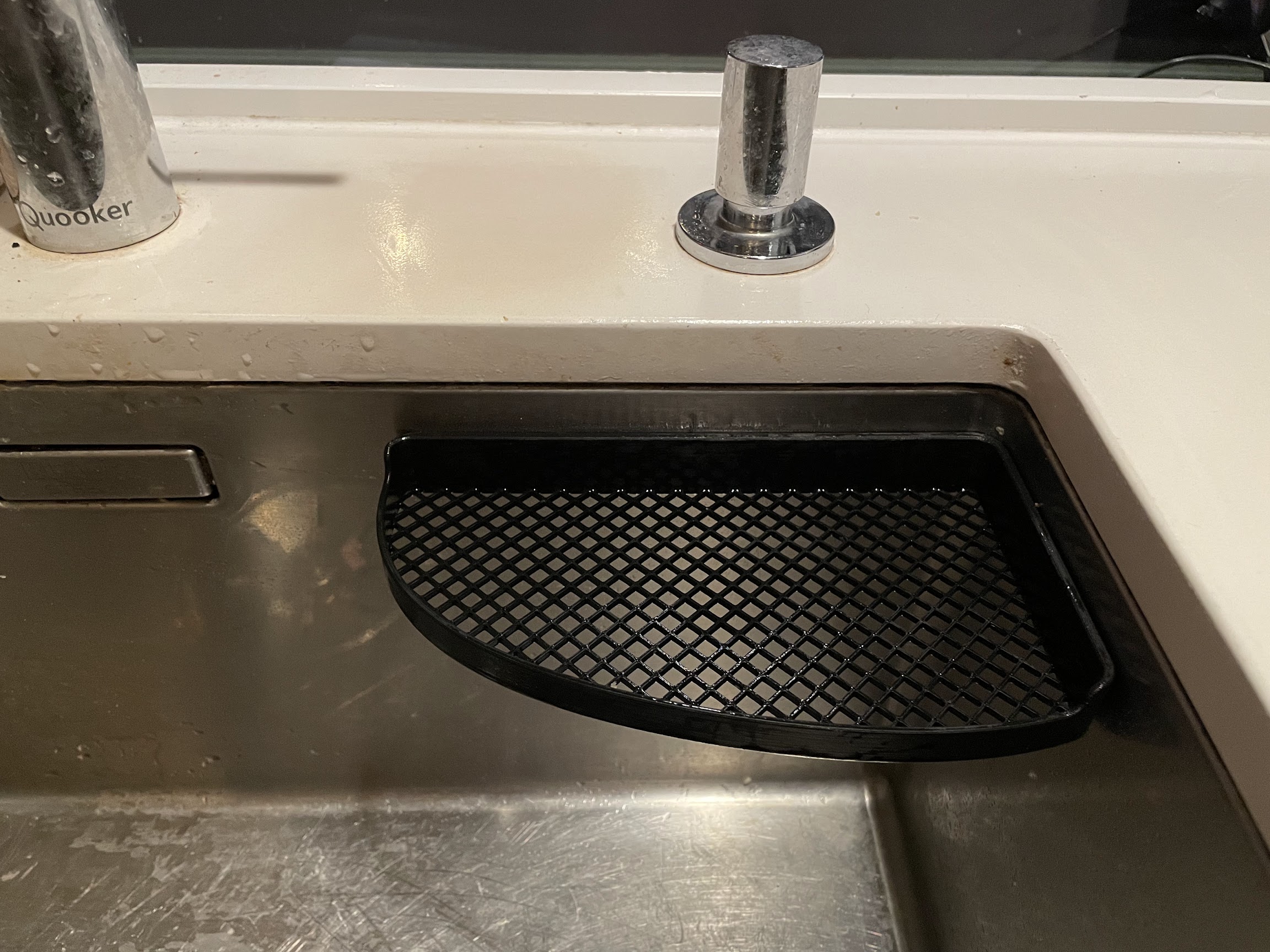 Magnetic Mesh Basket for Kitchen Sink - photo 2