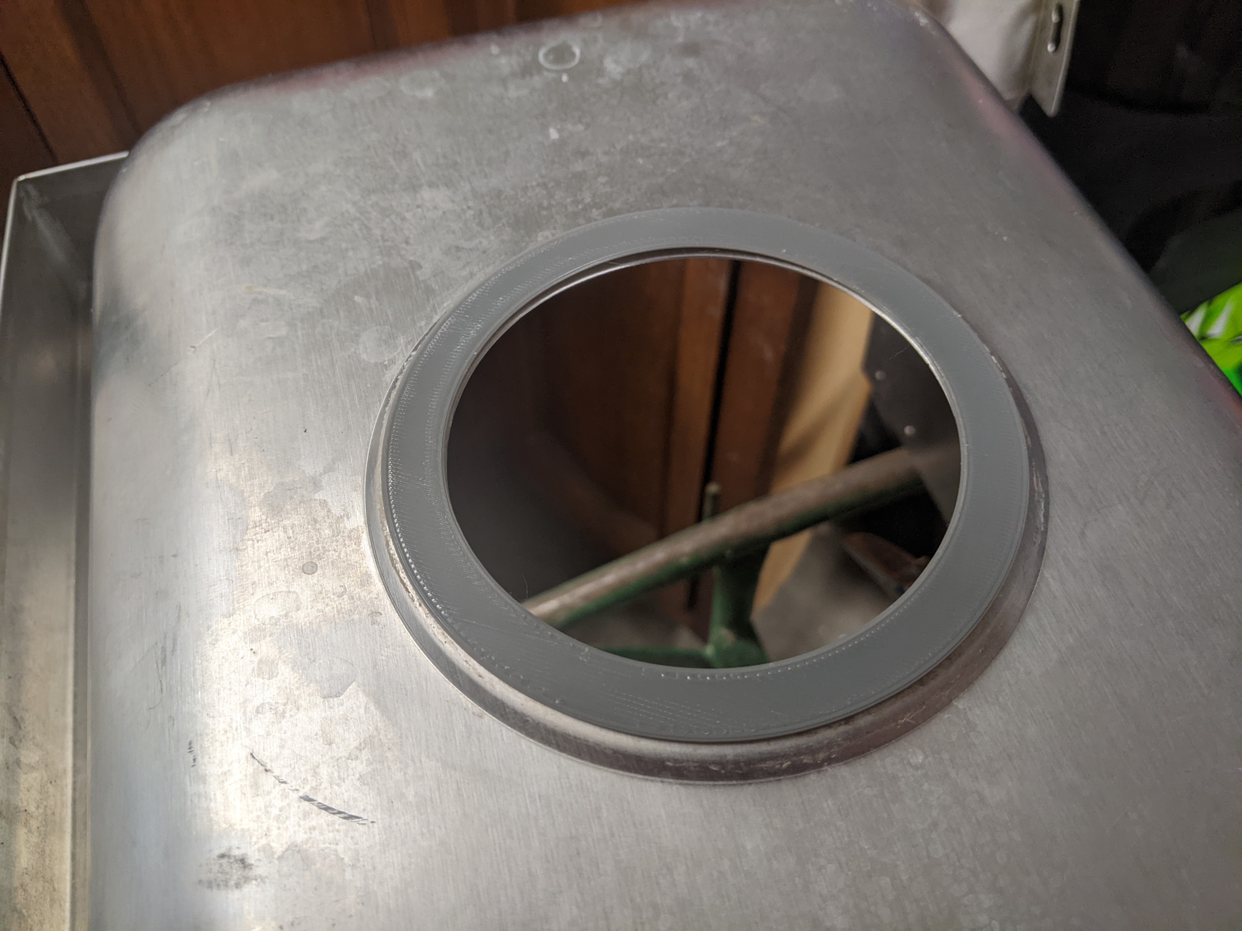 Kitchen sink slip washer