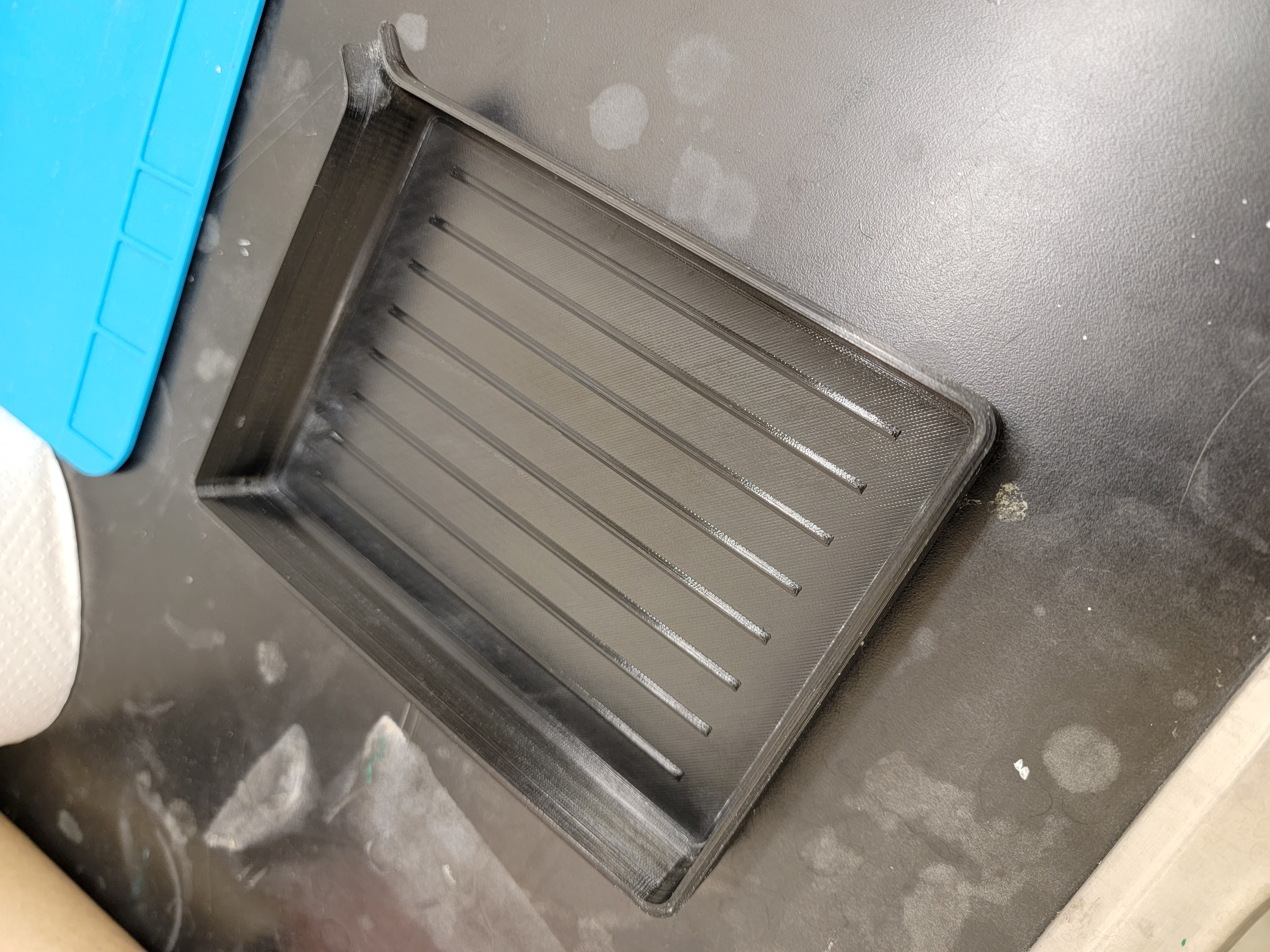 Small Tray with Pouring Spout - photo 2