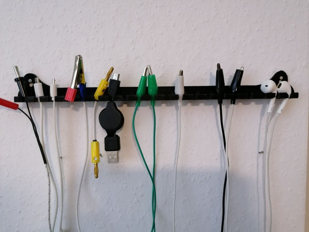 Cable holder