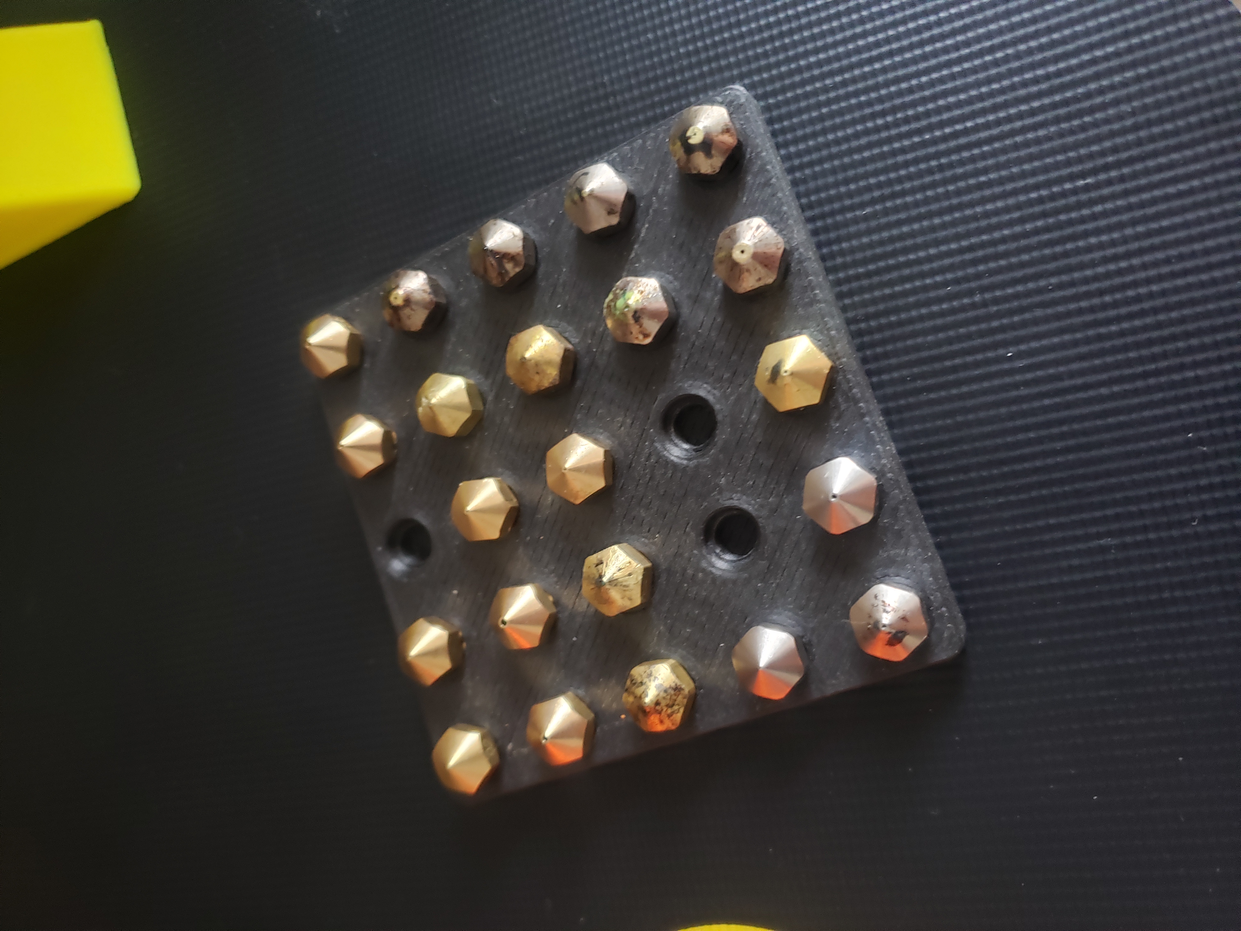 Simple MK10 nozzle tray.