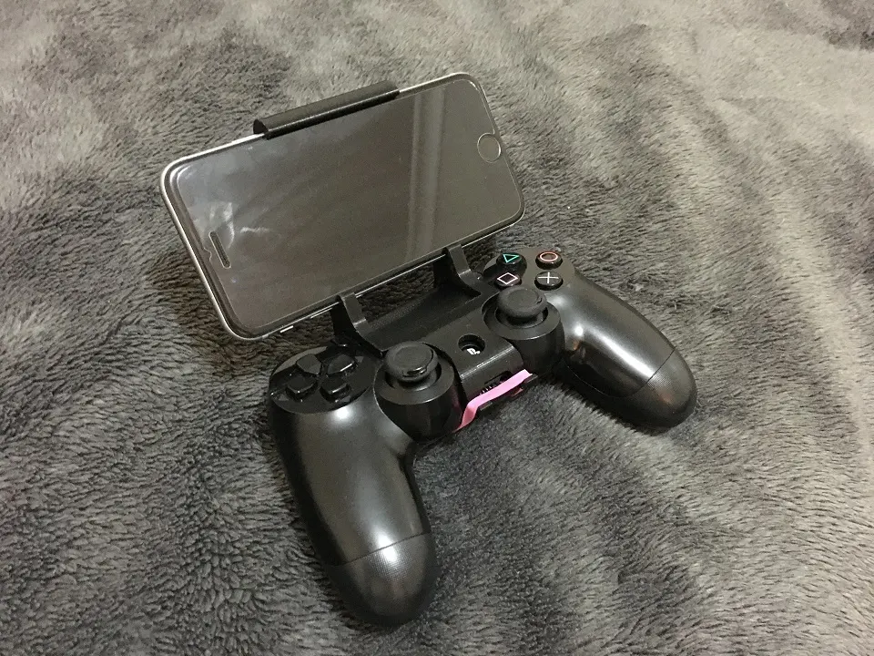 Controller Phone Mount