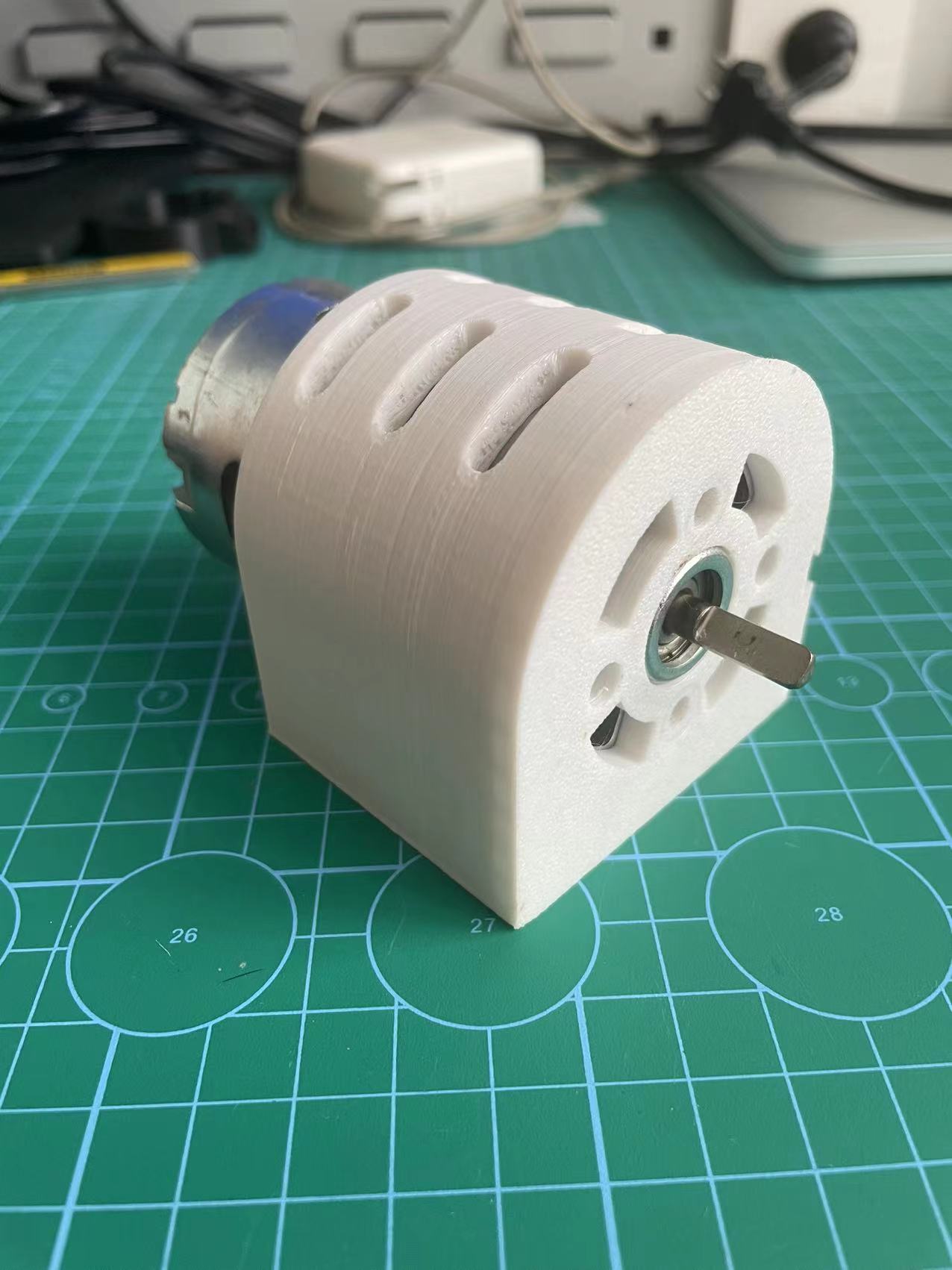 775/795/895 DC Motor Mount
