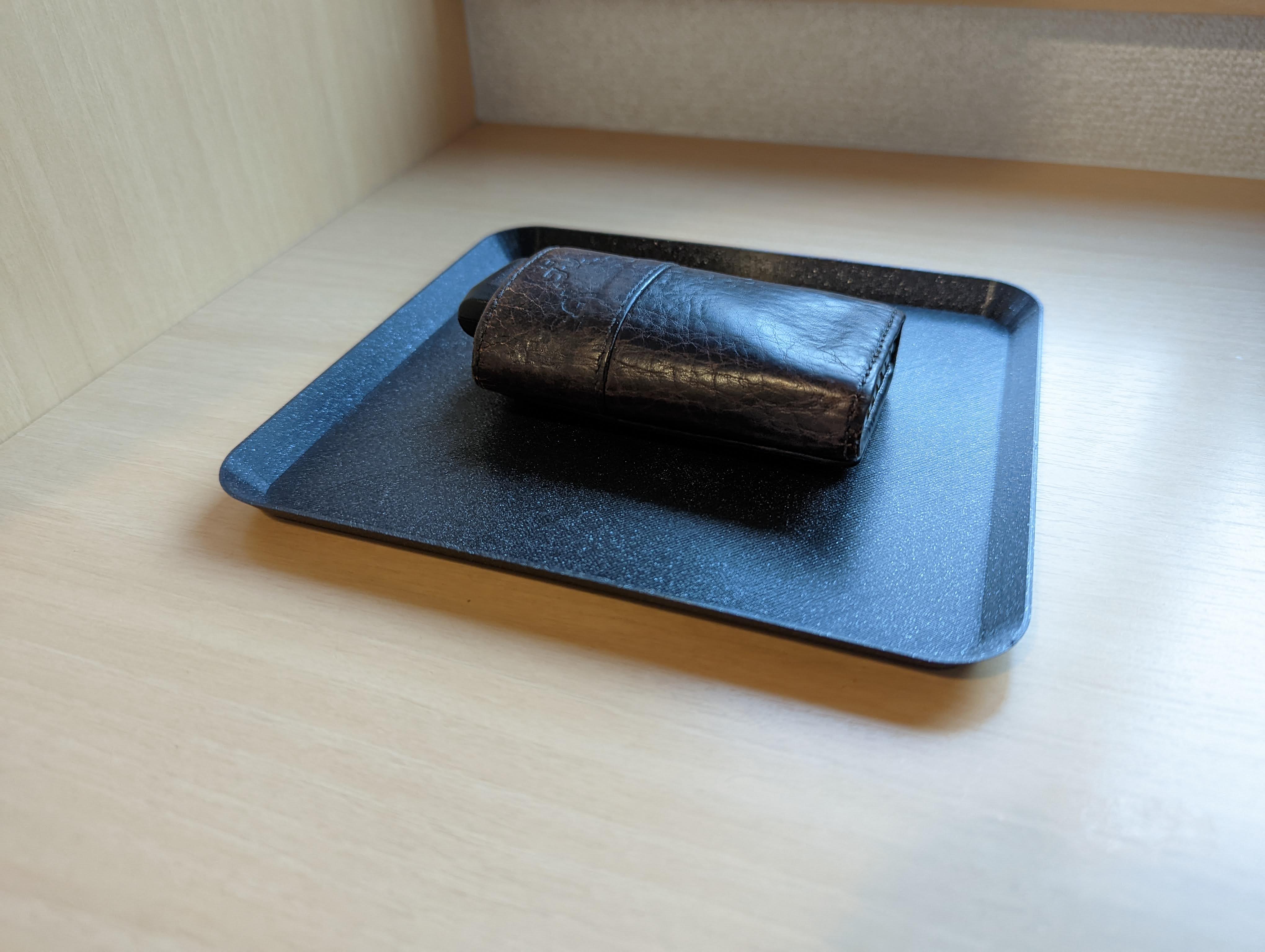 Lightweight Tray