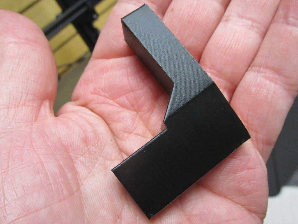 Slatwall shelf end stop. - photo 4