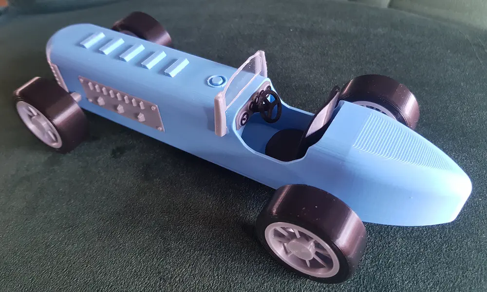 Racing car - photo 2