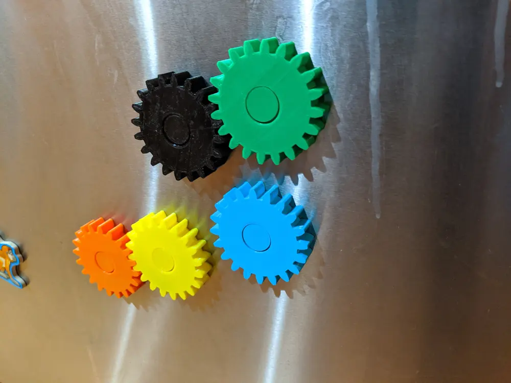 Fridge Magnet Gear Spinner With Built-In Magnet - photo 3