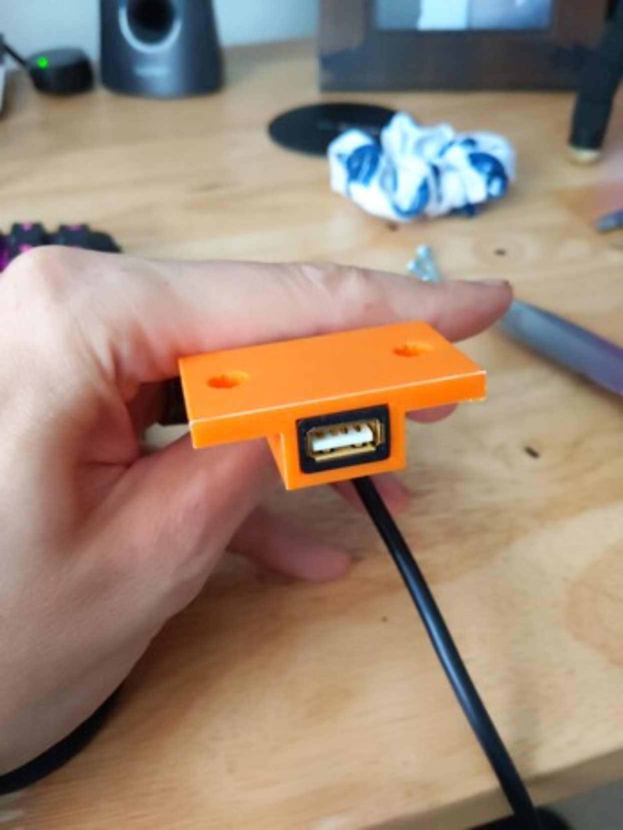 USB Extension Under Desk Mount - photo 3