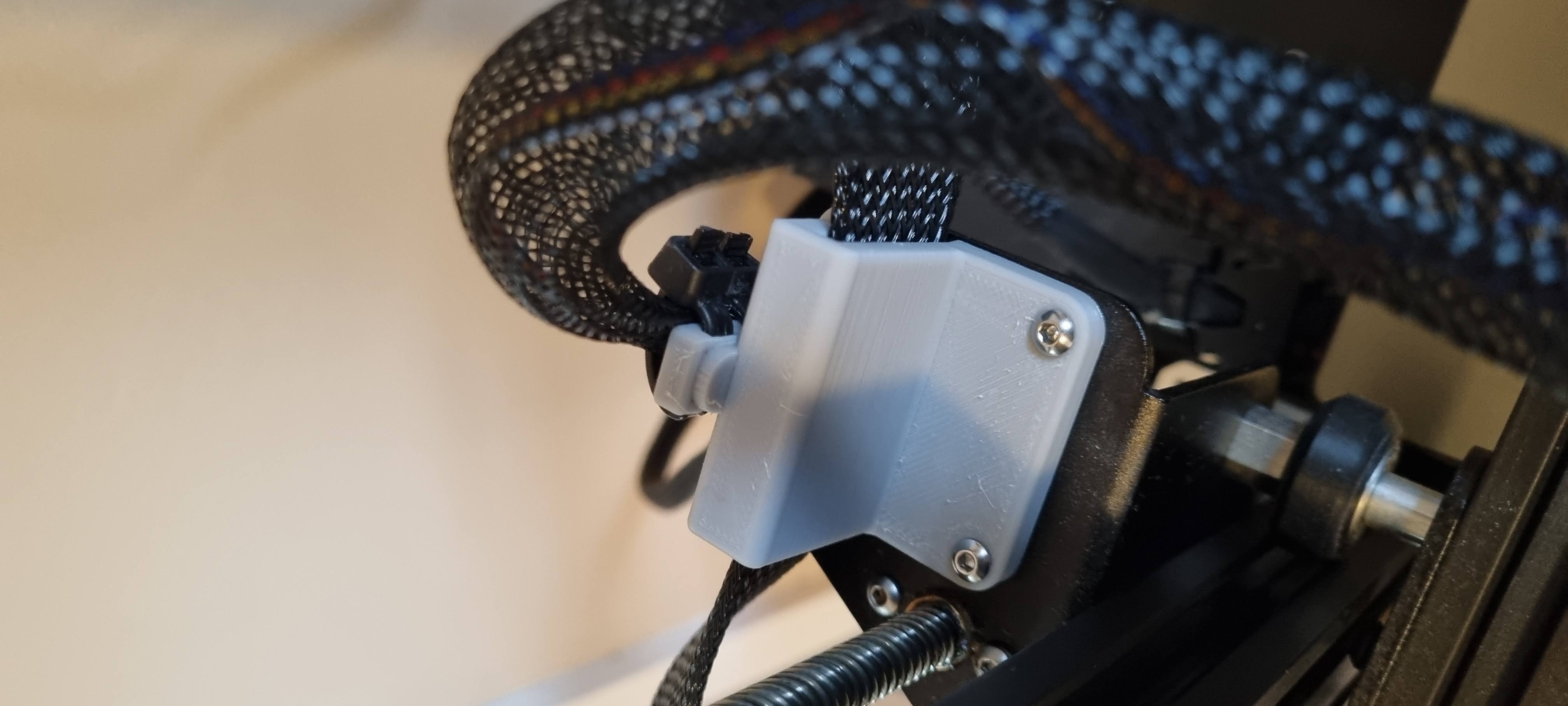 Creality Sprite Extruder Cable Management for Ender 3v2 - photo 2