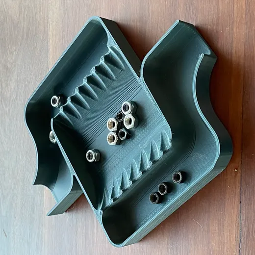 Dual Multi Sort—A Dual Sided Sorting Tray