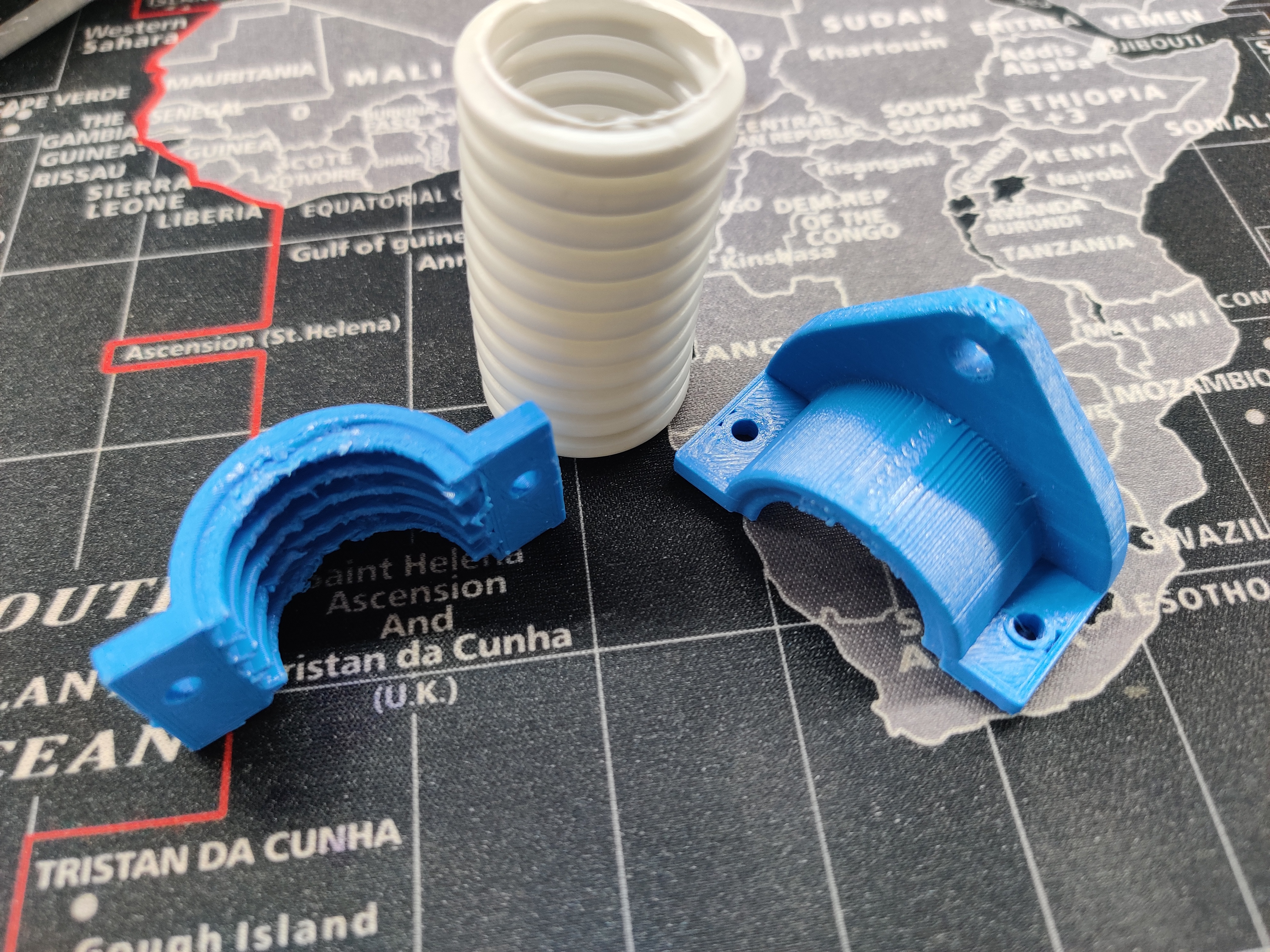 Corrugated tube clamp - photo 2