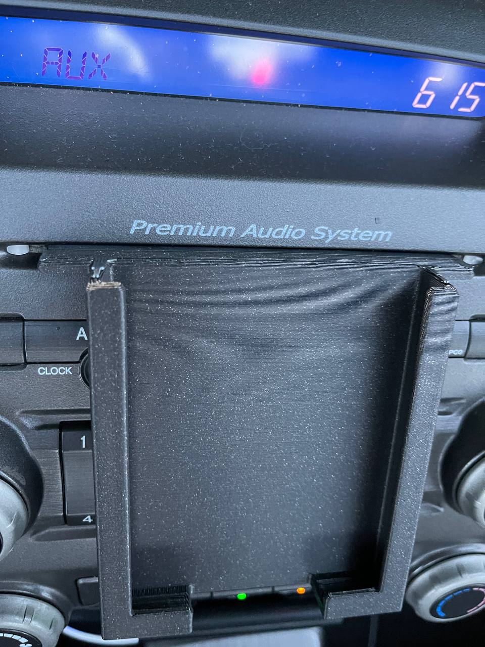 Car CD mounted phone holder / mount - photo 2
