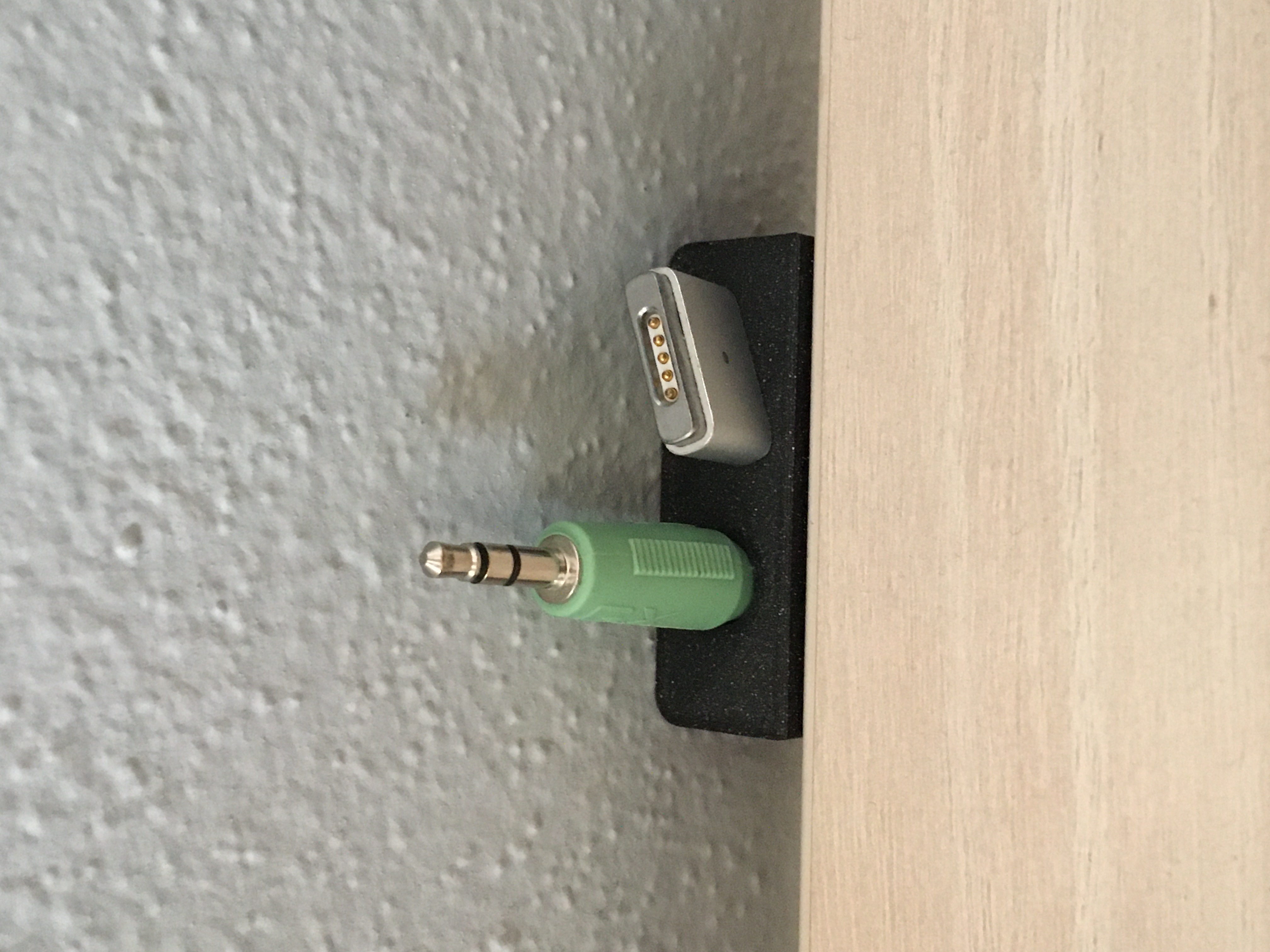 Cable holder - photo 2