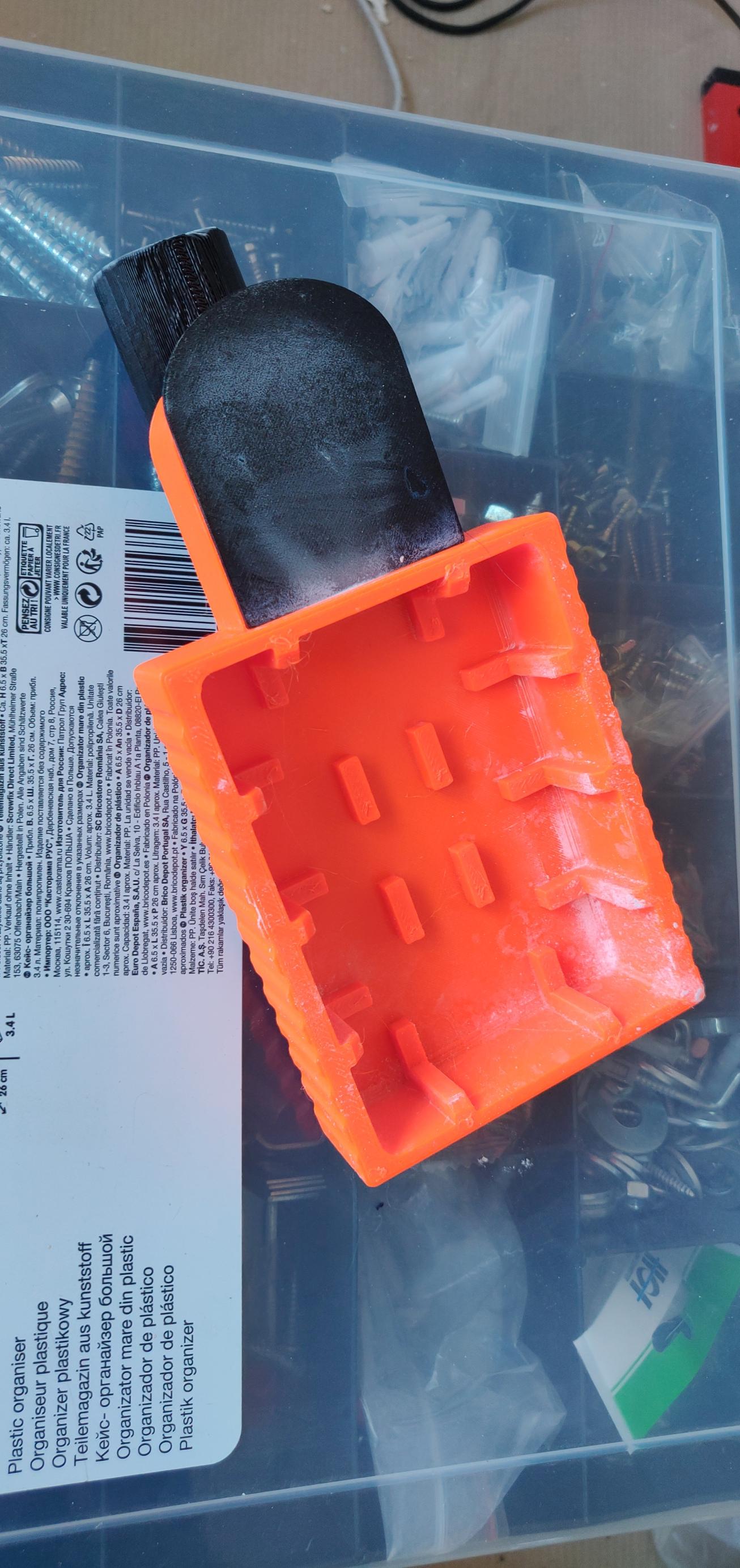 Sanding sponge vacuum adapter - photo 4