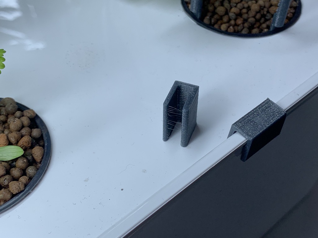 IKEA Kuggis box/lid clamp