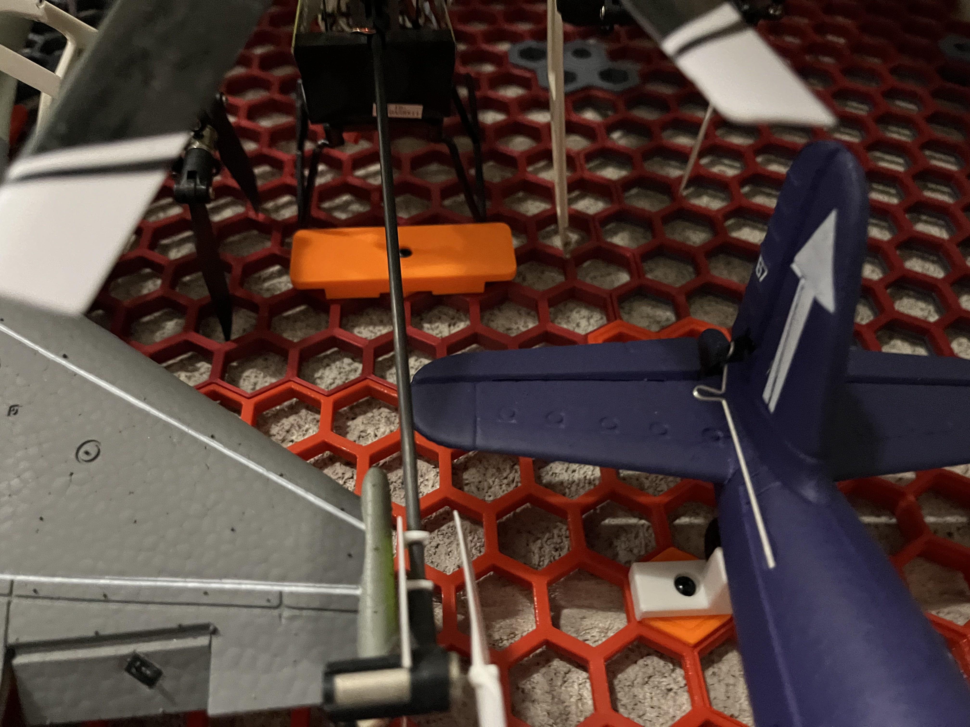 Heli Hanger for Hanging RC Helis and Planes on Honeycomb Storage Wall - photo 4