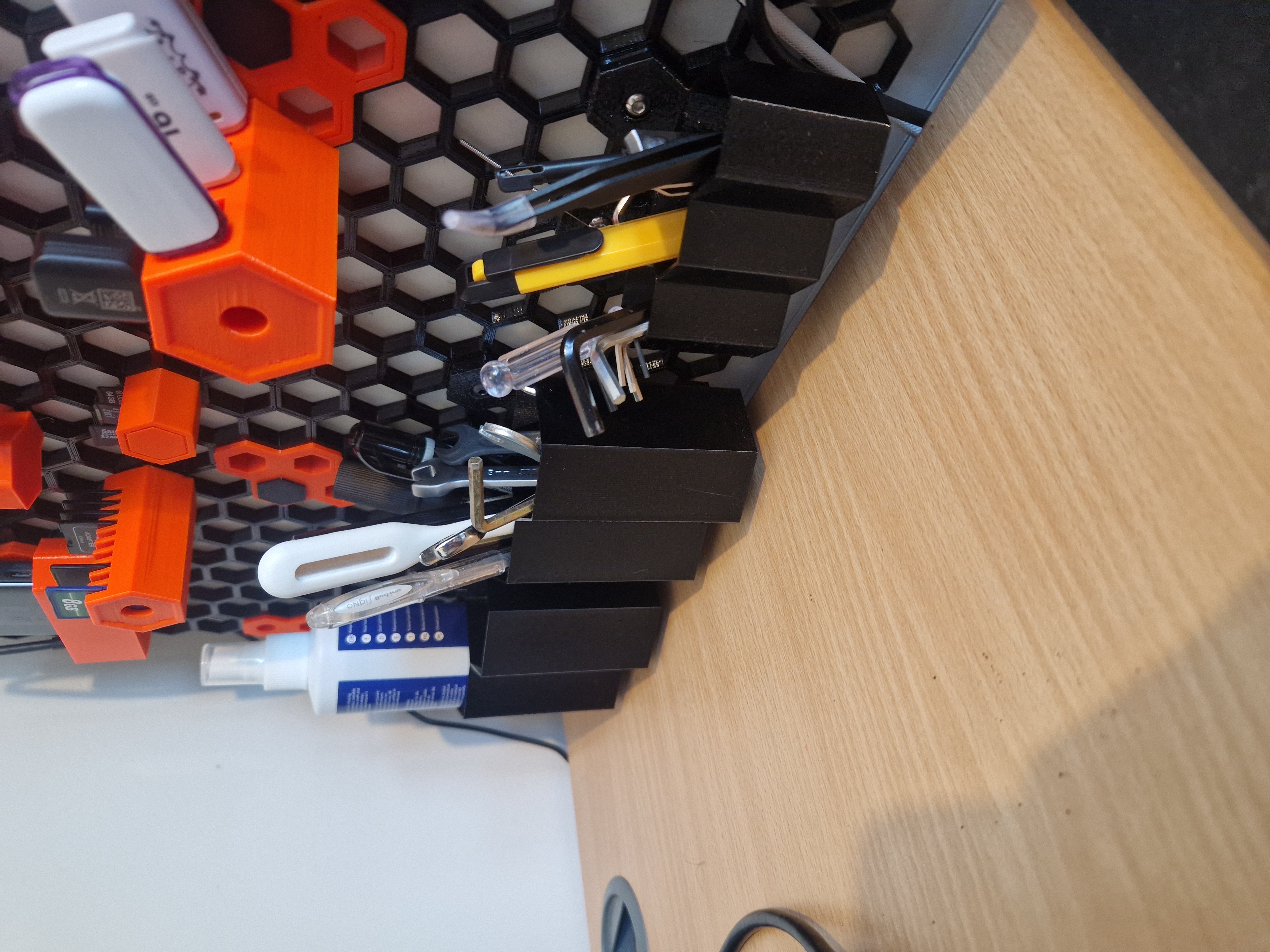 Storage boxes for Honeycomb storage wall - photo 2
