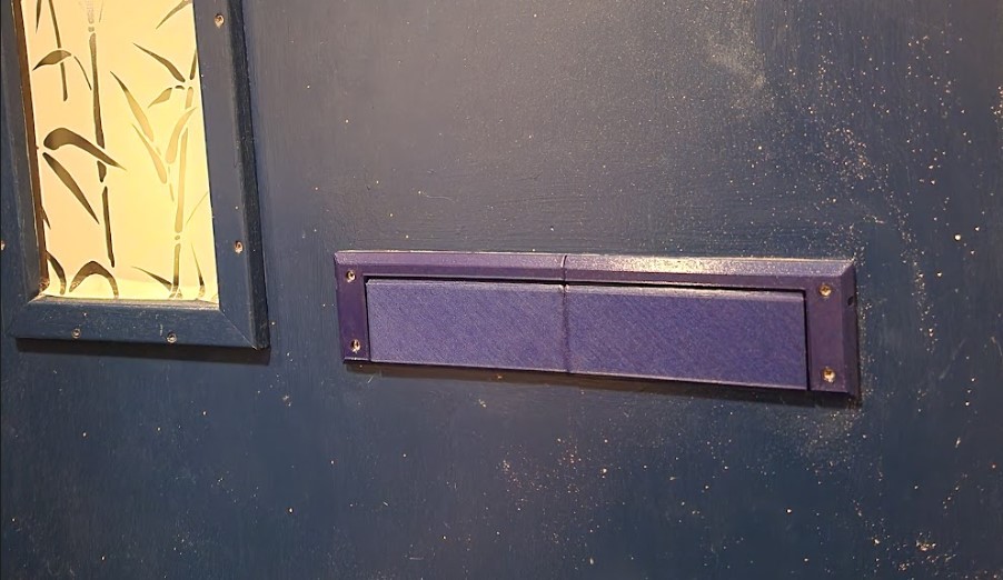 Door mail slot