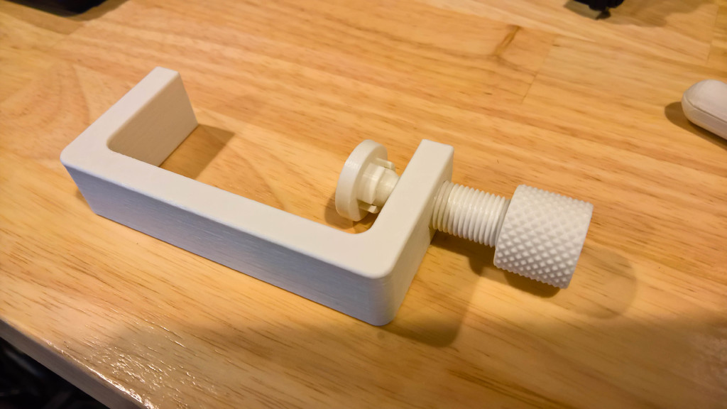 G-Clamp editable in Fusion360