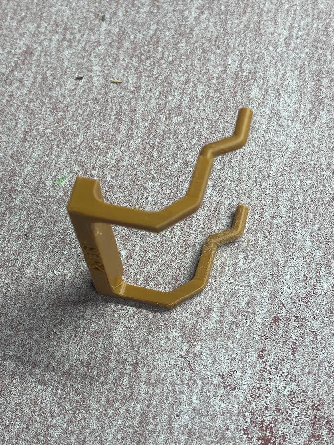 Peg Board Glasses Holder - photo 3