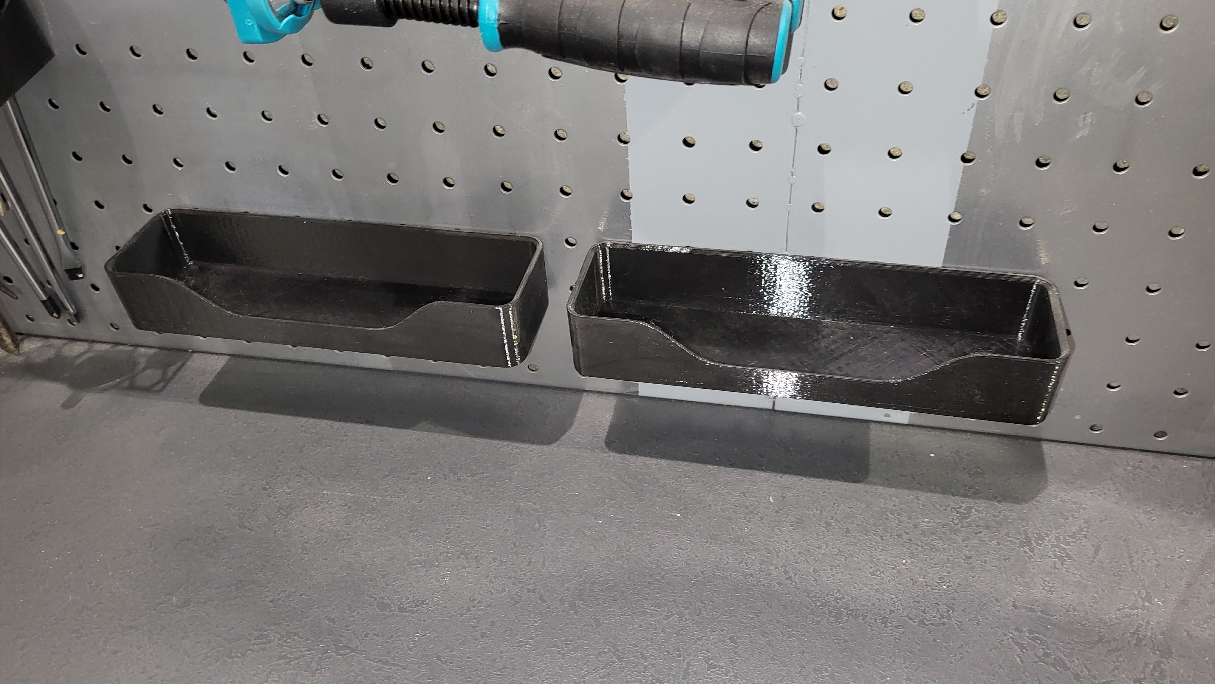 Tool Tray for 25/5mm pegboard