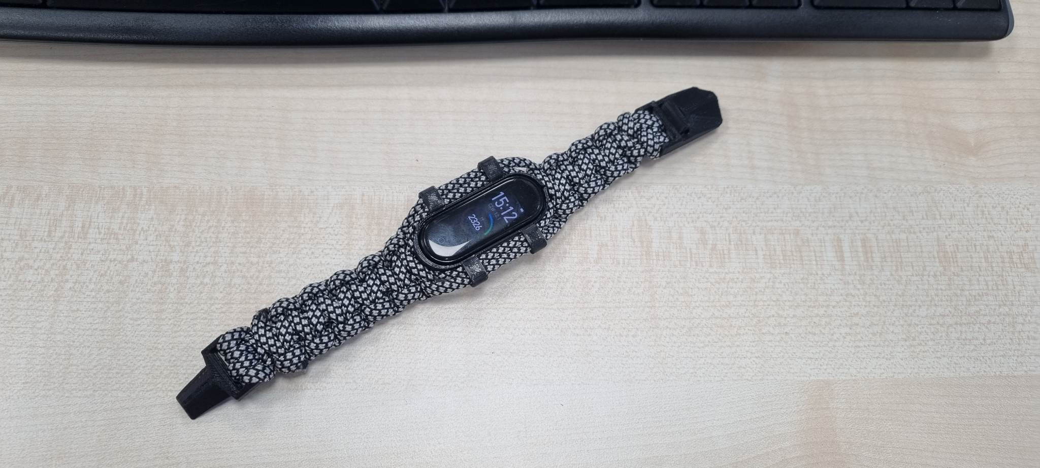 Mi Band 4 mount for paracord - photo 2