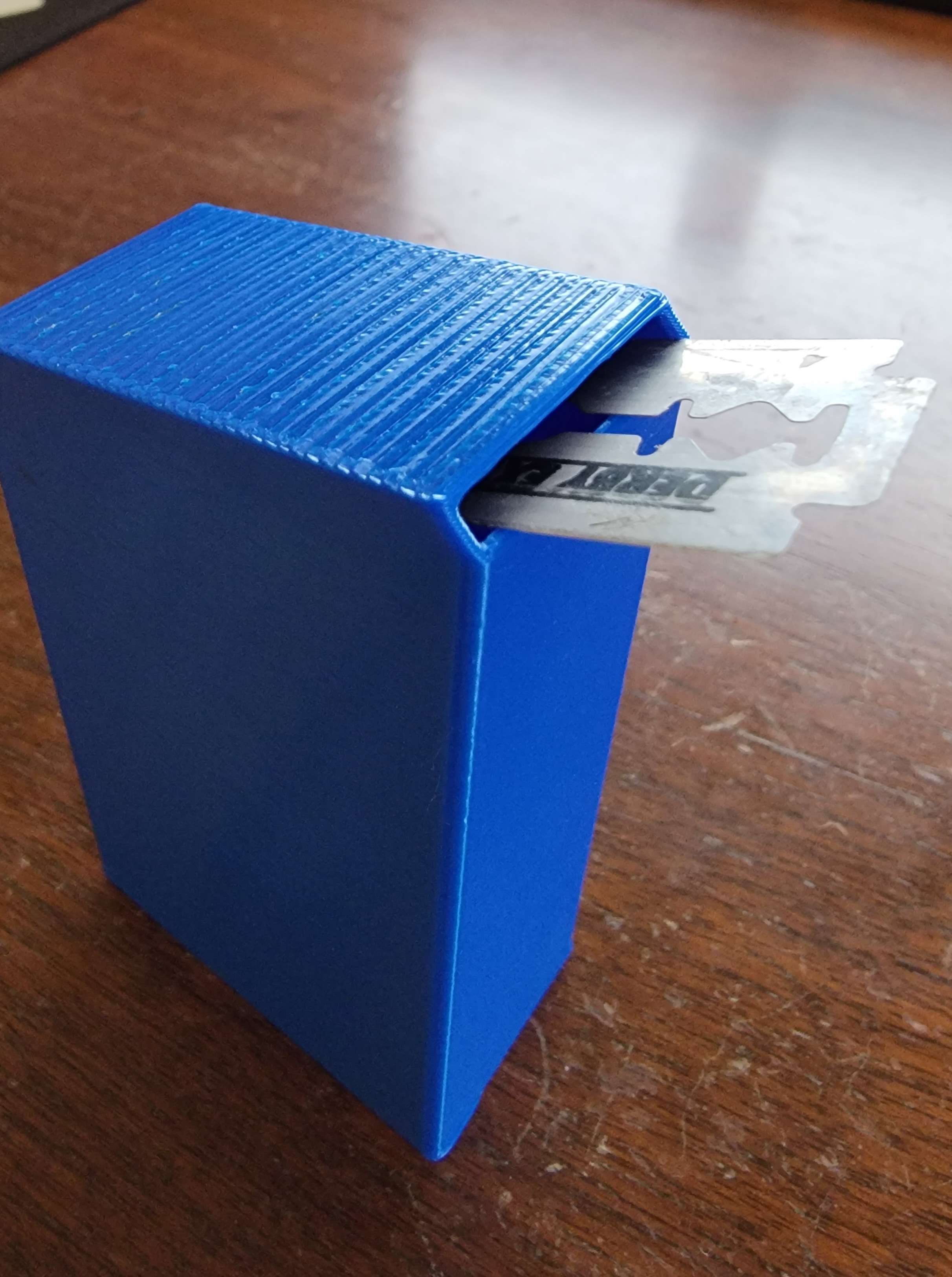 Used DE Safety Razor Blade Bin