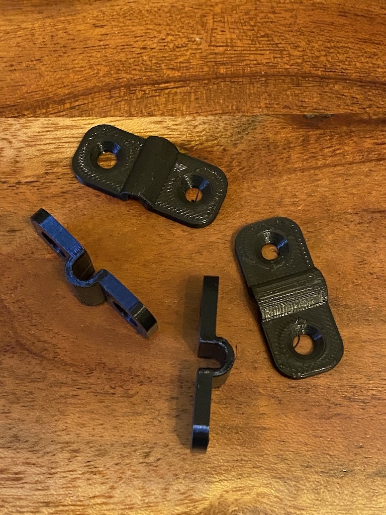 Small Pipe Clip