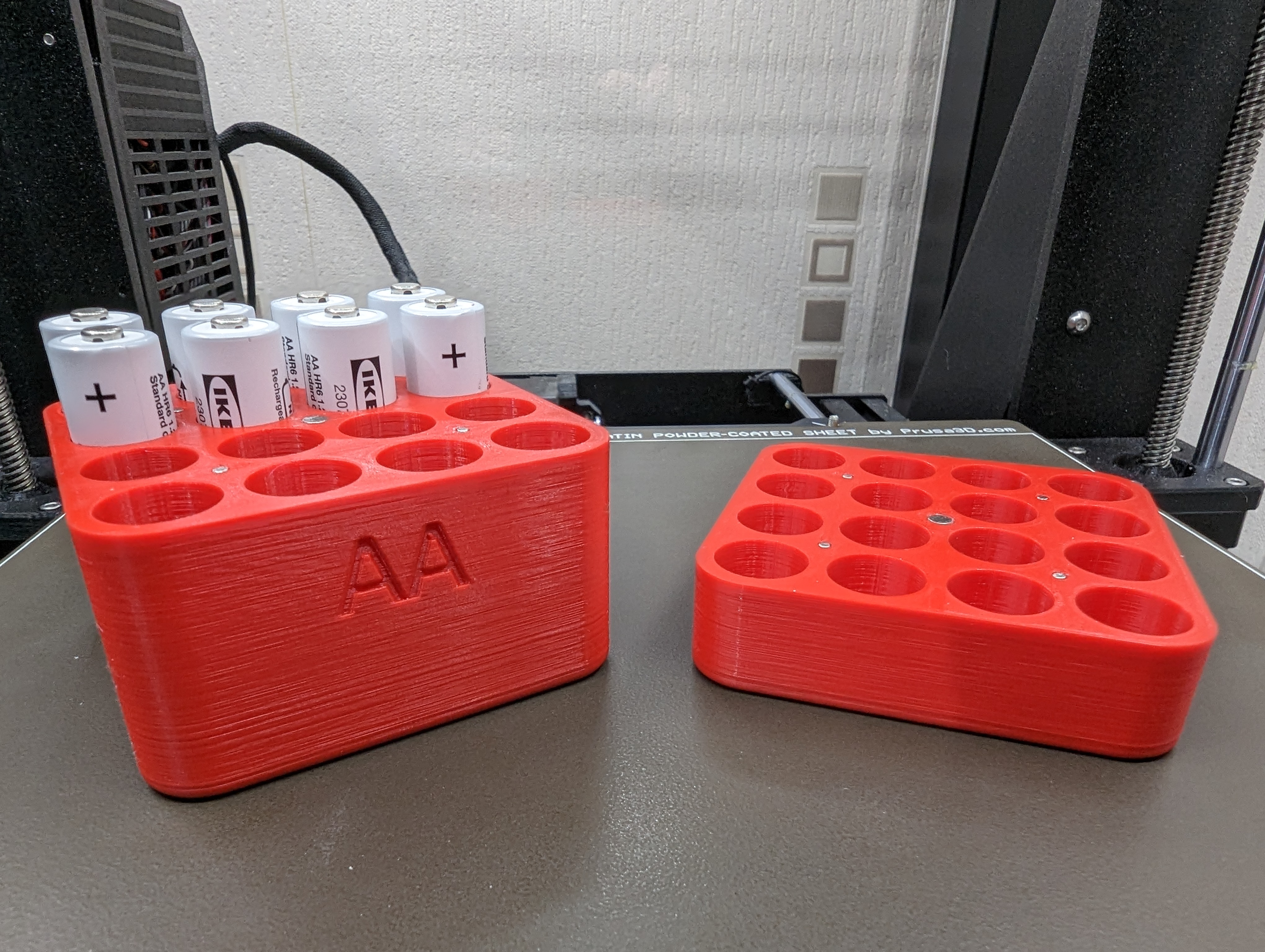 Battery Storage / Battery Box with Magnetic Lid - photo 2