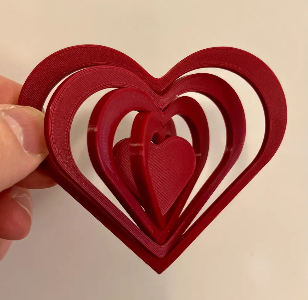 Heart spinny fidget toy ornament for Valentine's Day, Christmas, etc. - photo 2