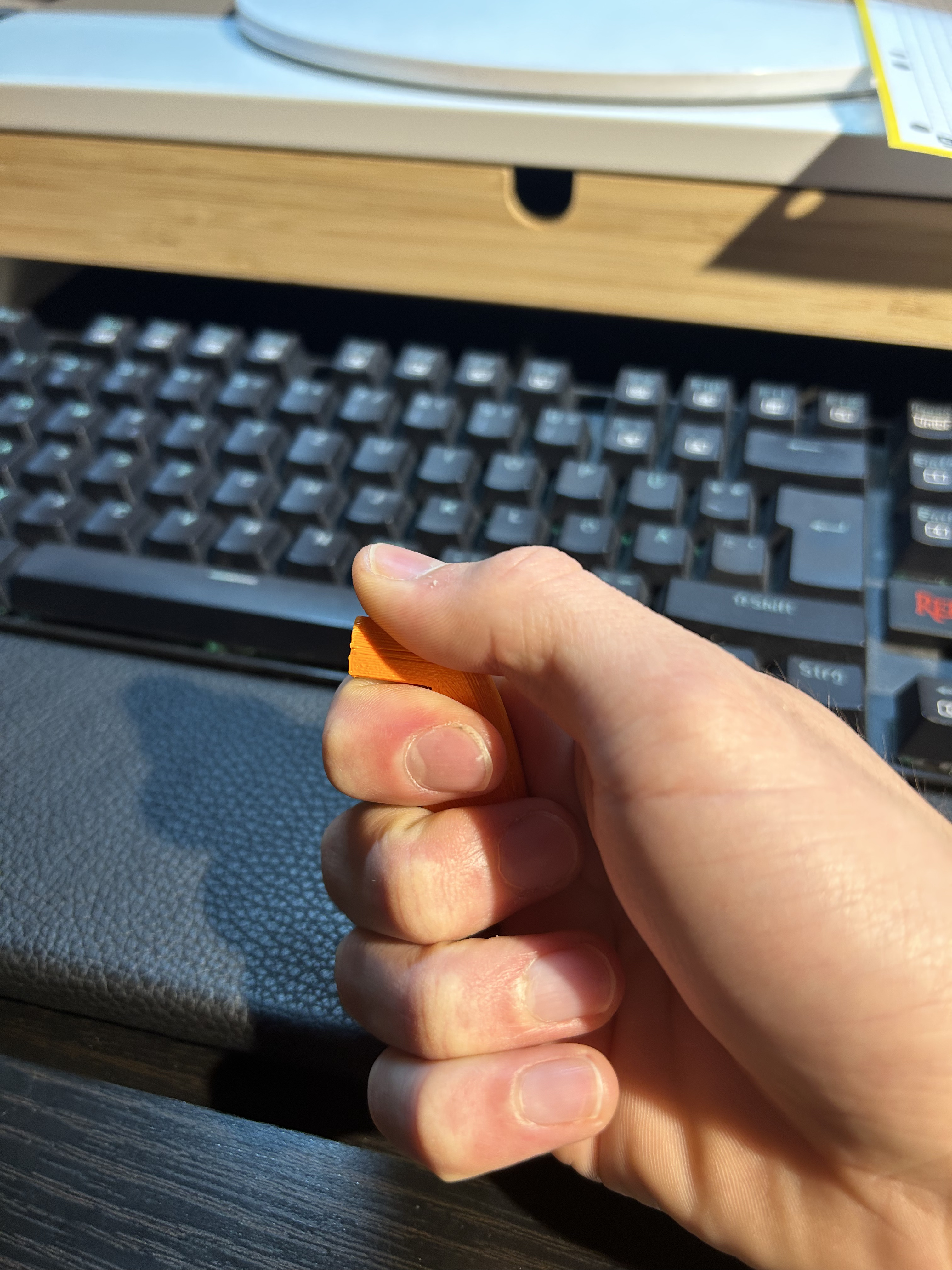 Fid: a fidget toy that feels nice in your hand - photo 2