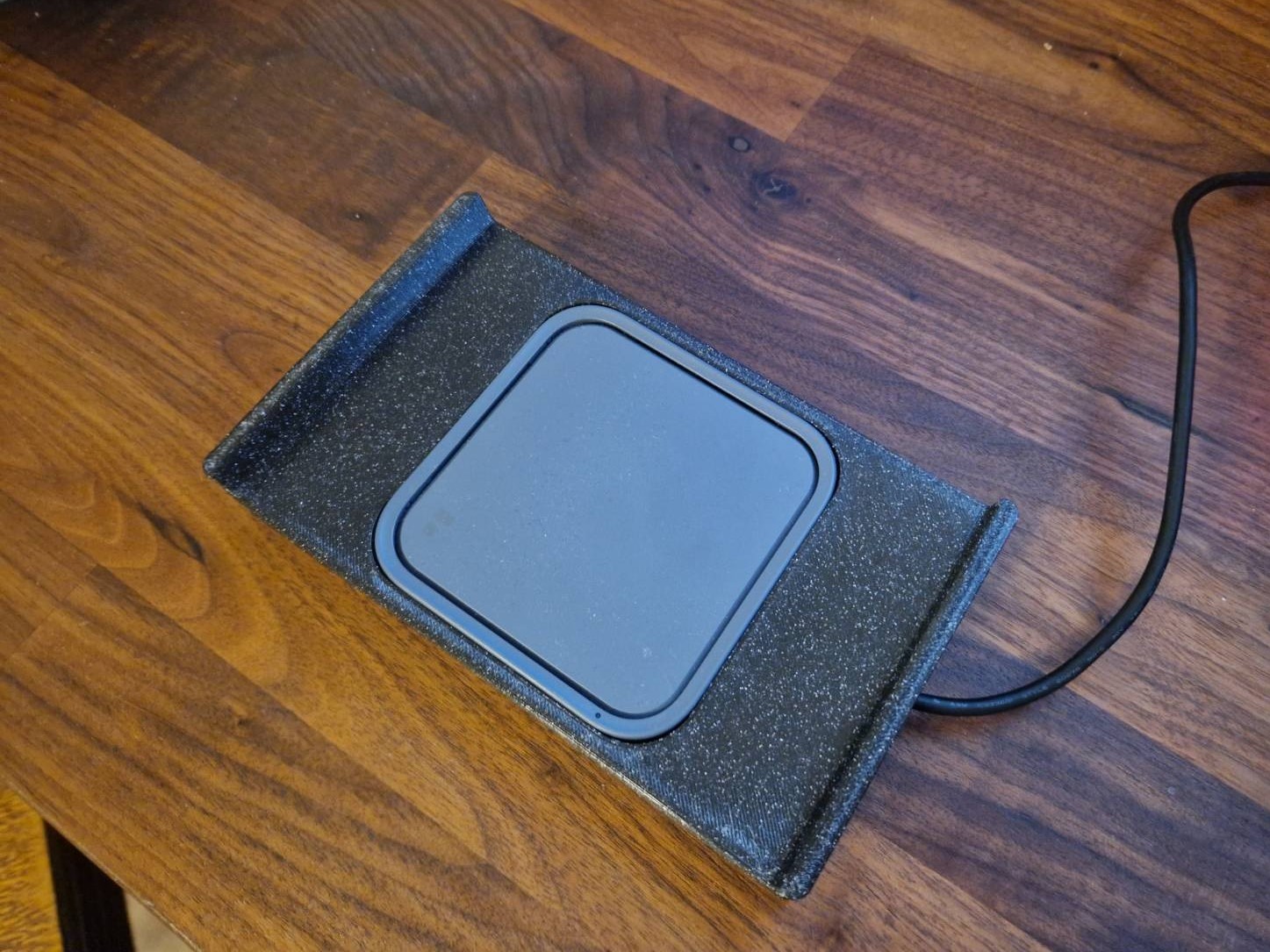 Phone Centering Tray Compatible With Samsung Wireless Charger - photo 2