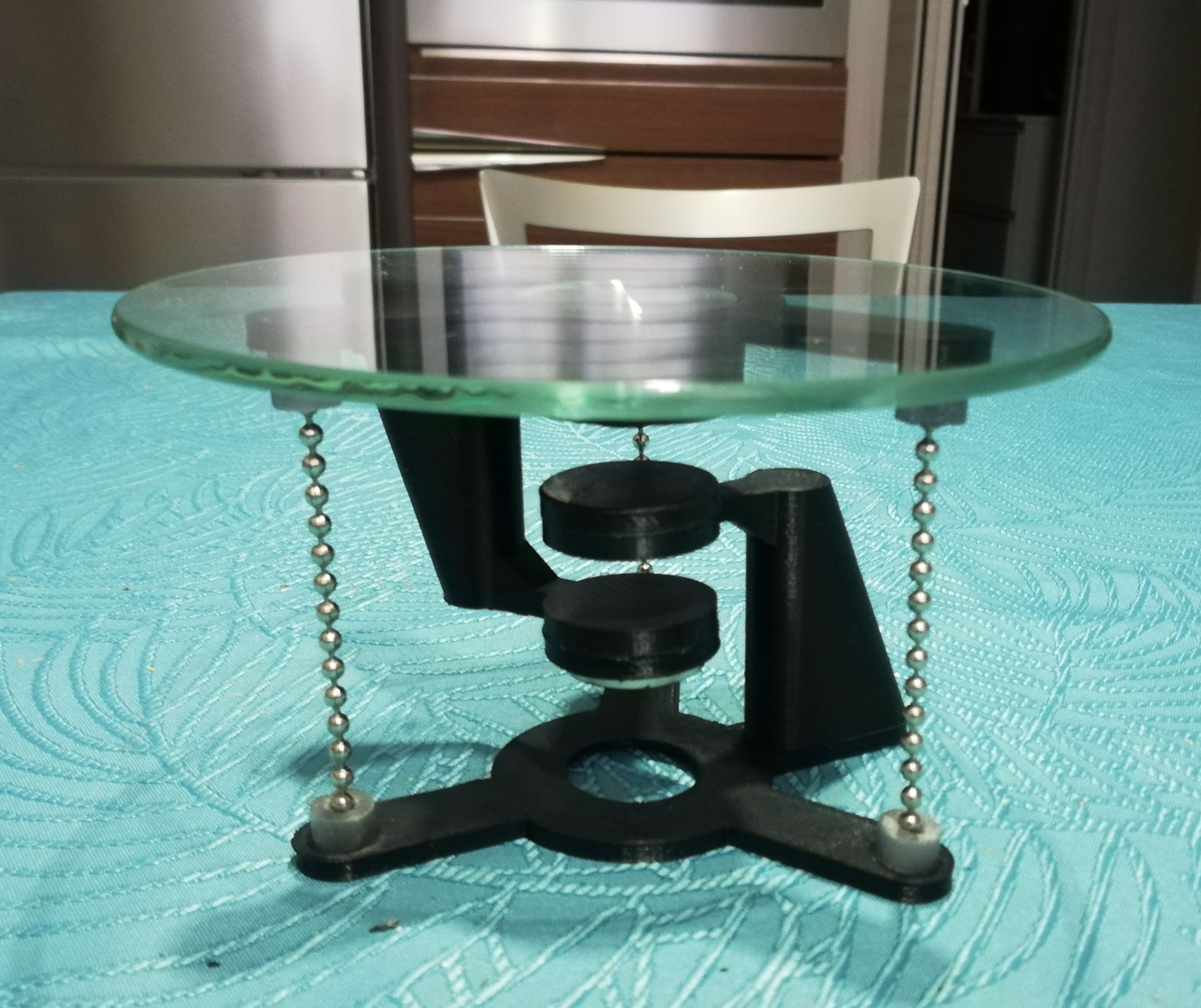 Magnetic tensegrity for kitchen scale plate - photo 2